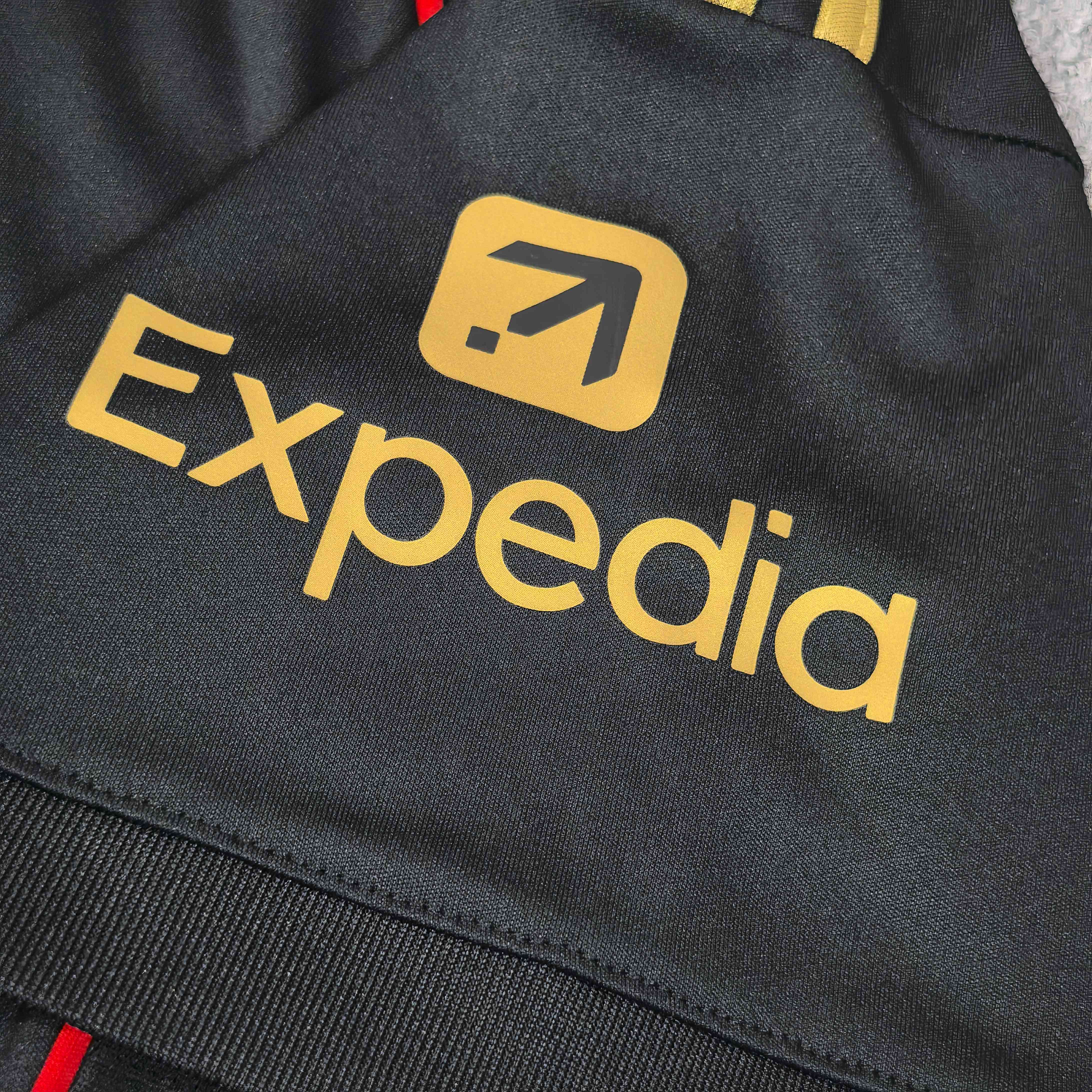 2025/2026 Liverpool Black Special Edition Football Jersey (Fans)