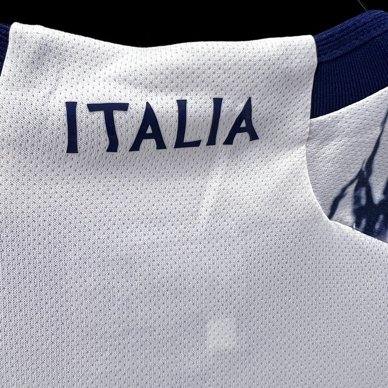 2023/2024 Italy Away Football Shirt (Fan Edition)