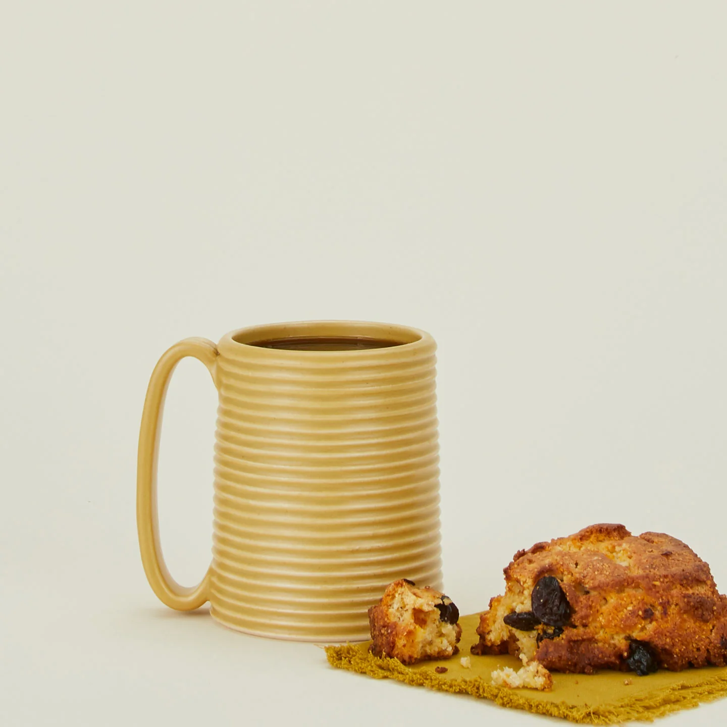 Tall Ribbed Mug - Marigold