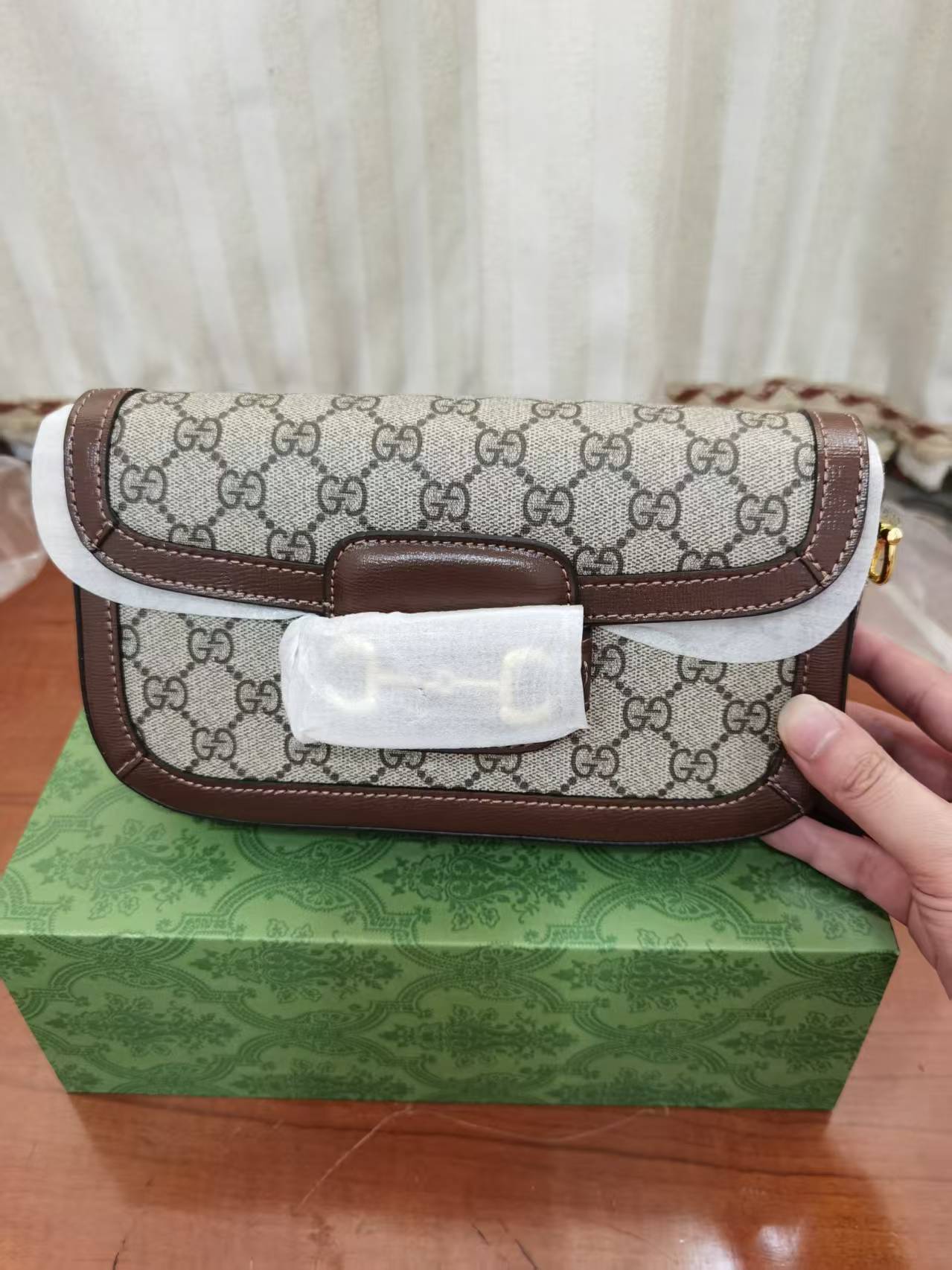 Gucc design Horsebit handbag