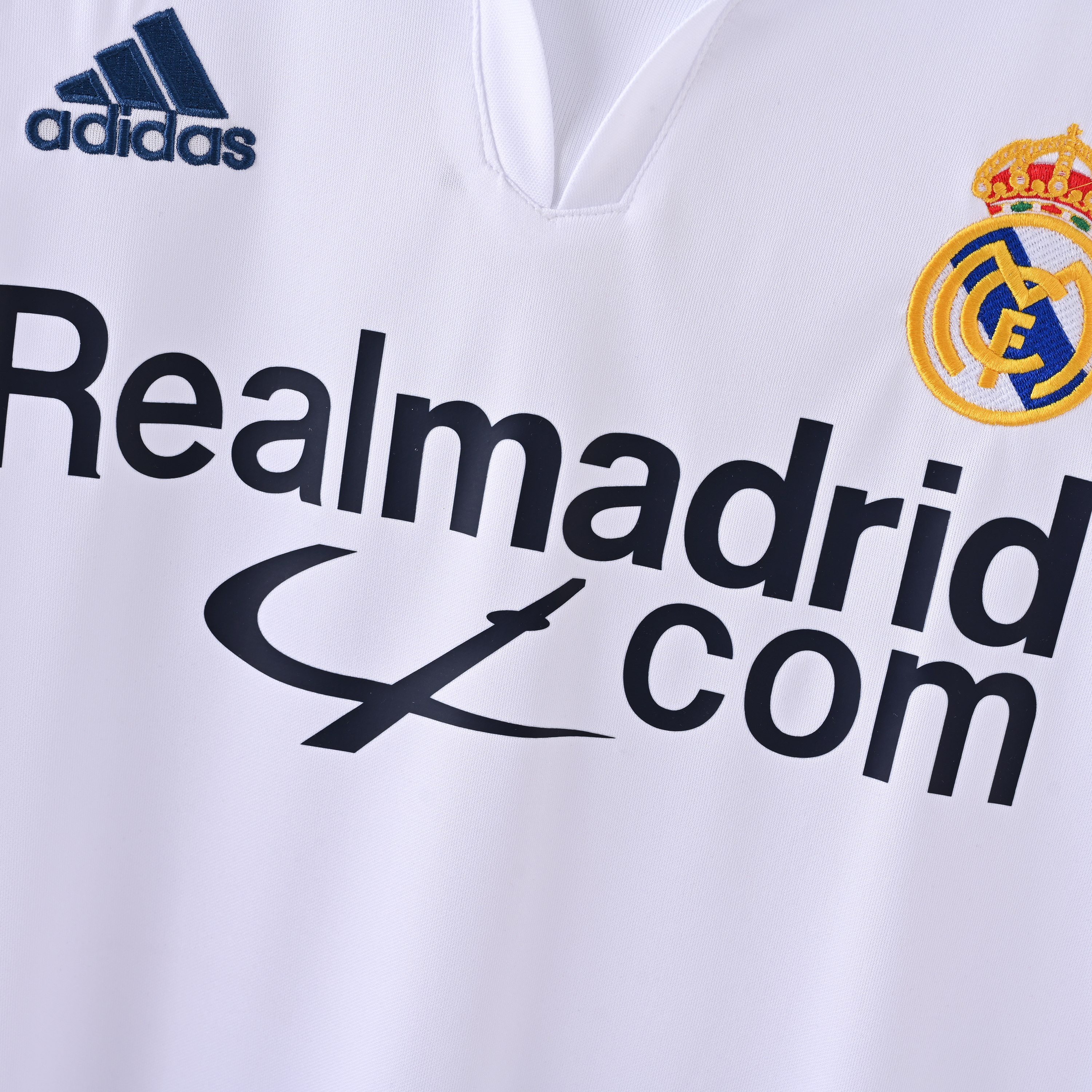 2001/2002 Real Madrid Home Retro Football Shirt