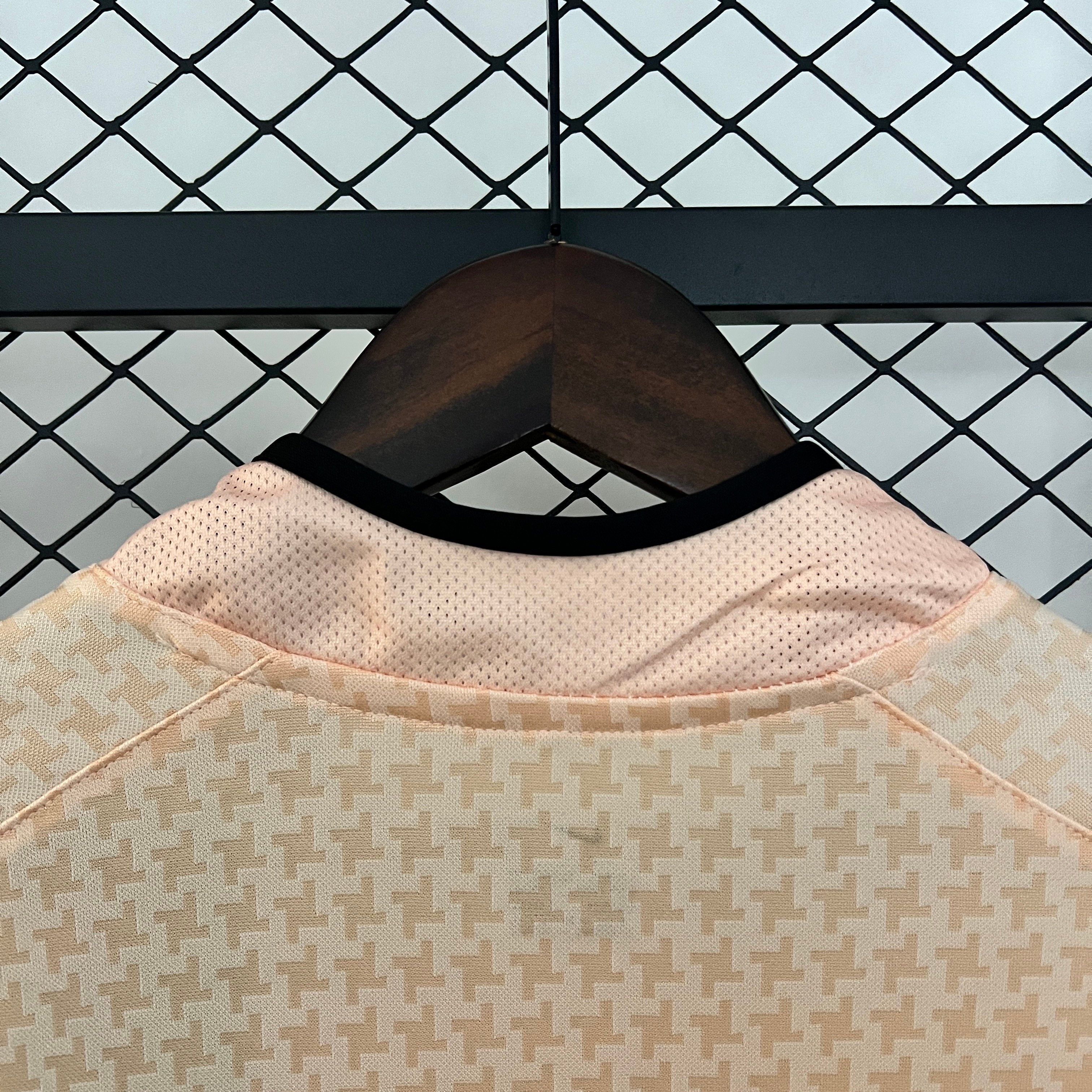 2003/2004 Juventus Away Retro Football Shirt