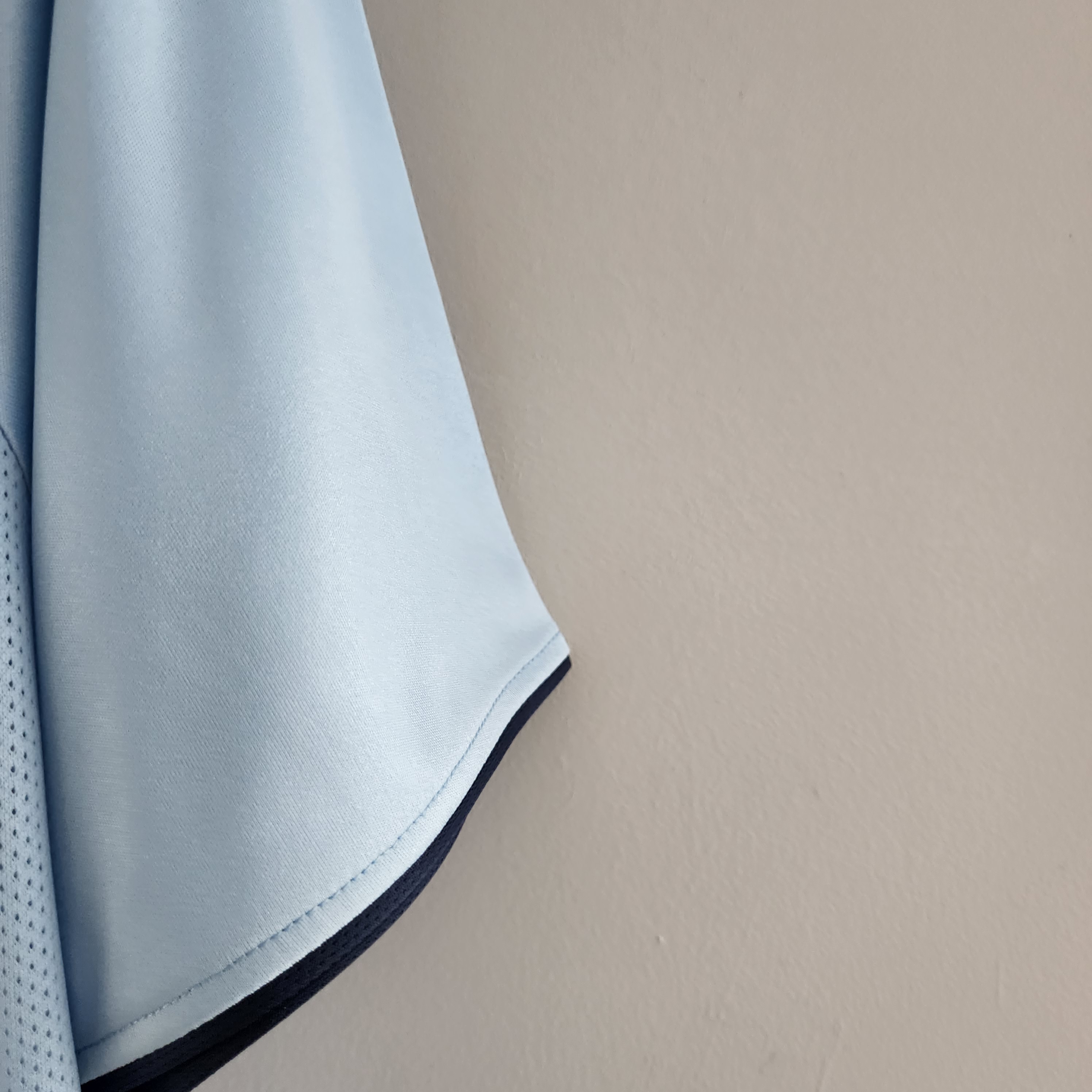 2008/2009 Manchester City Retro Home Football Shirt