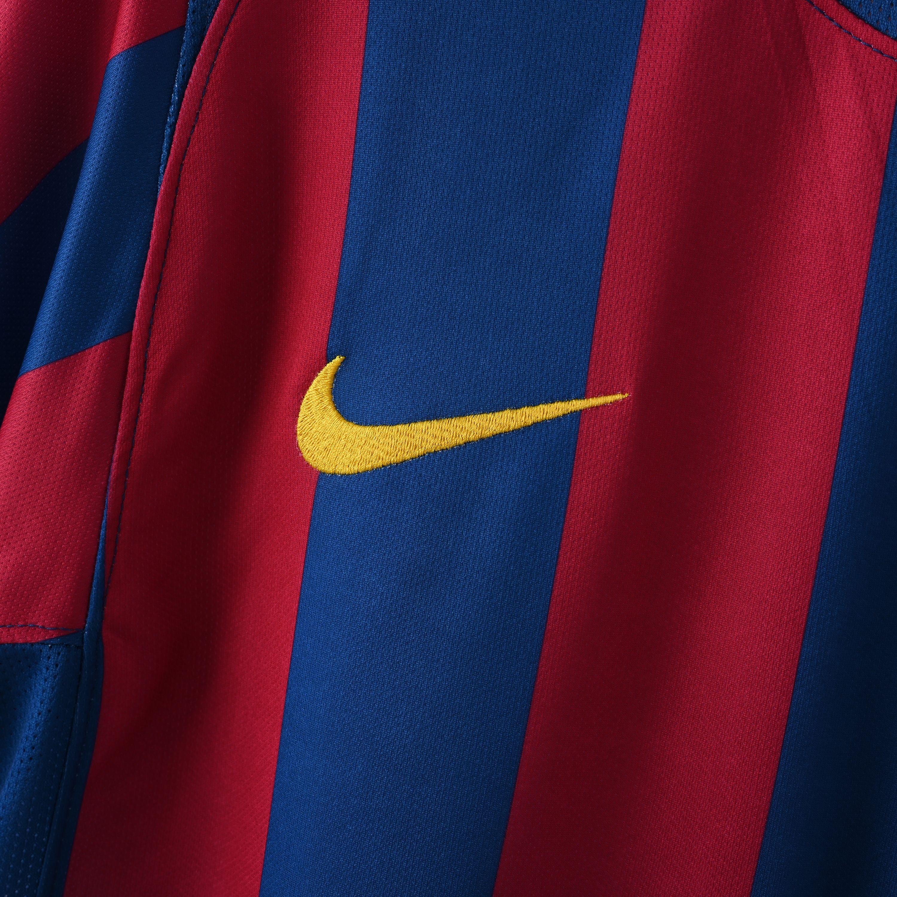 2005/2006 Barcelona Home Retro Football Shirt