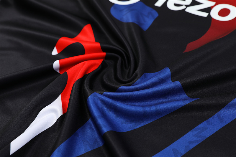 24/25 Manchester United Black  Half Zip Training Kit (Adult Kids Kit)