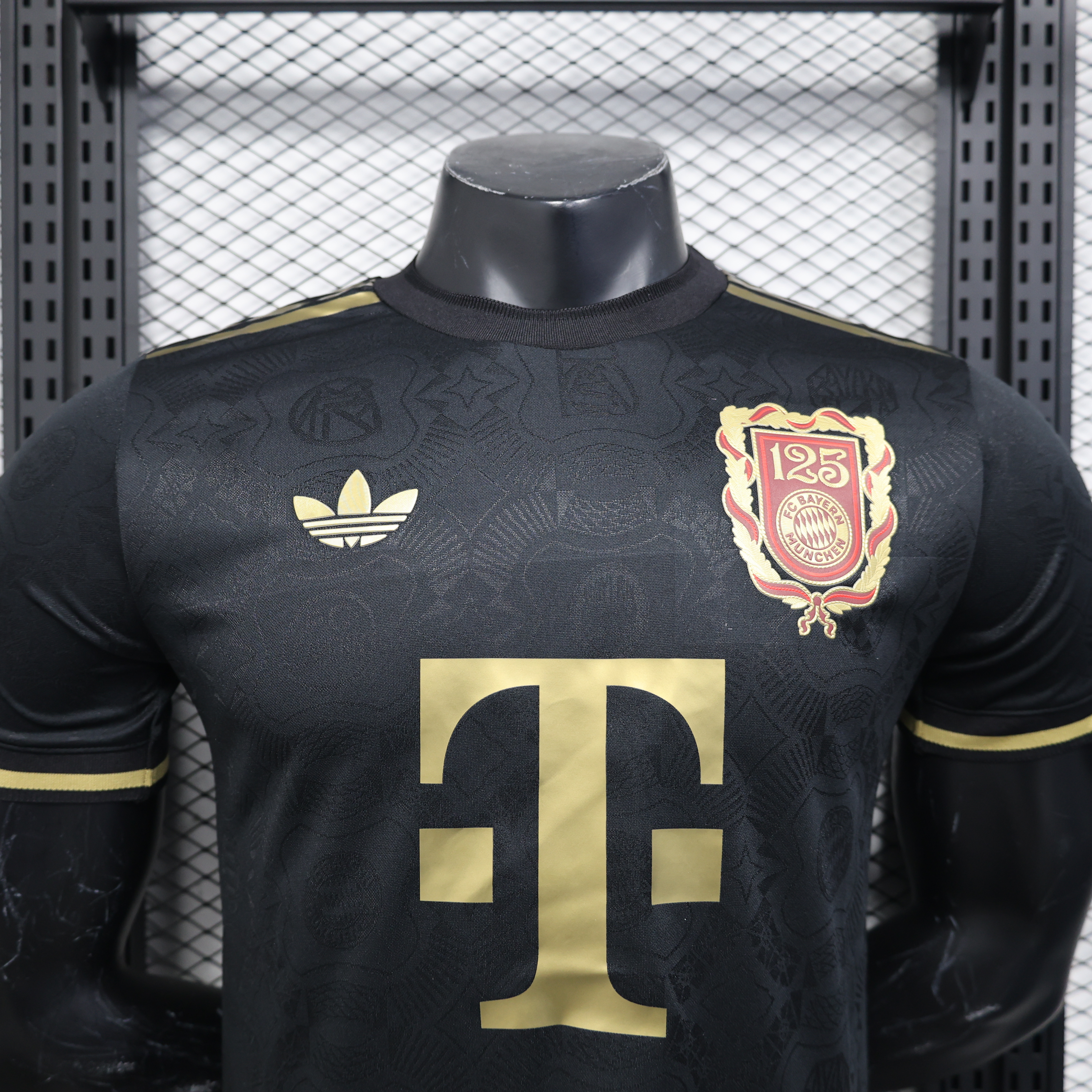 2025/2026 Bayern Munich 125th Anniversary Black Football Shirt (Player Edition)