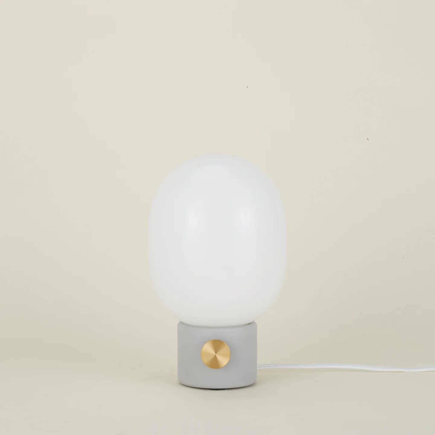 JWDA Table Lamp - Concrete