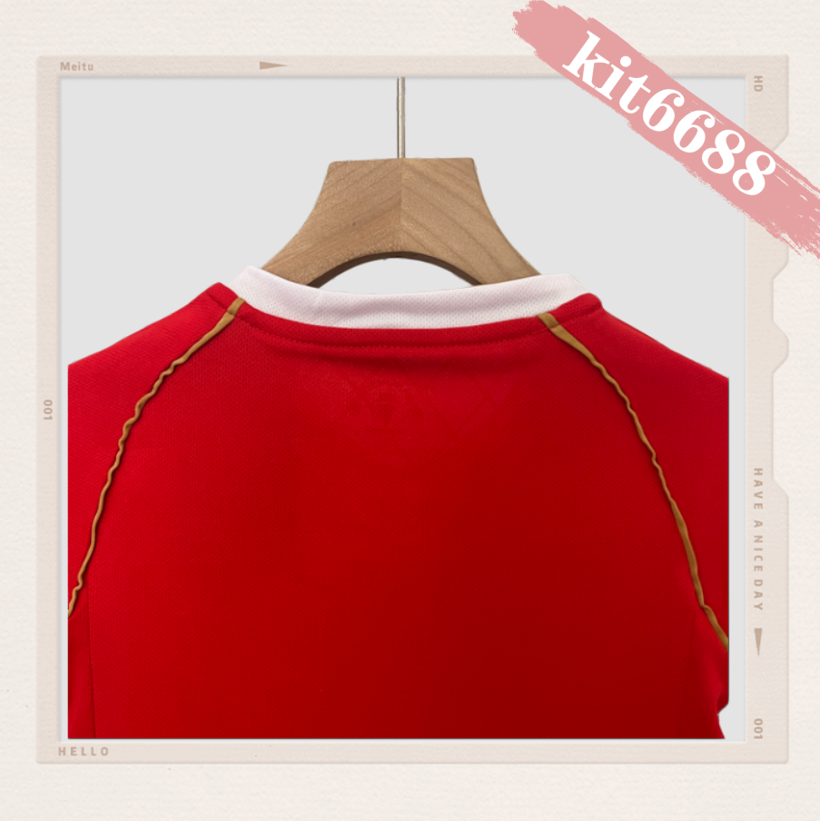 06/07 Manchester United home ground Retro Football Soccer Kids Kit