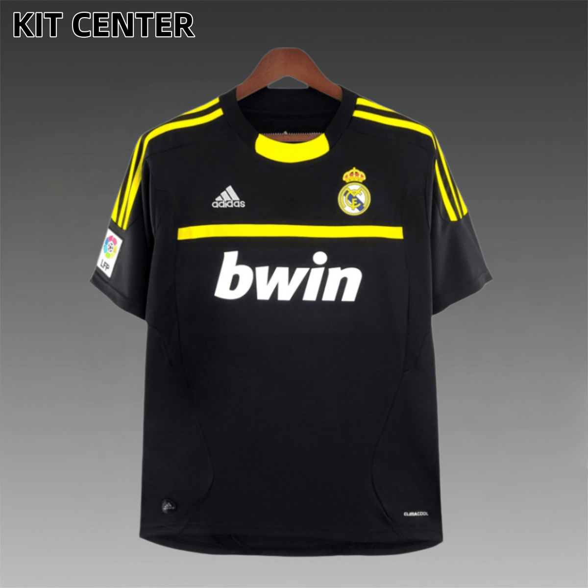 2011/2012 Real Madrid Goalkeeper Retro Football Shirt