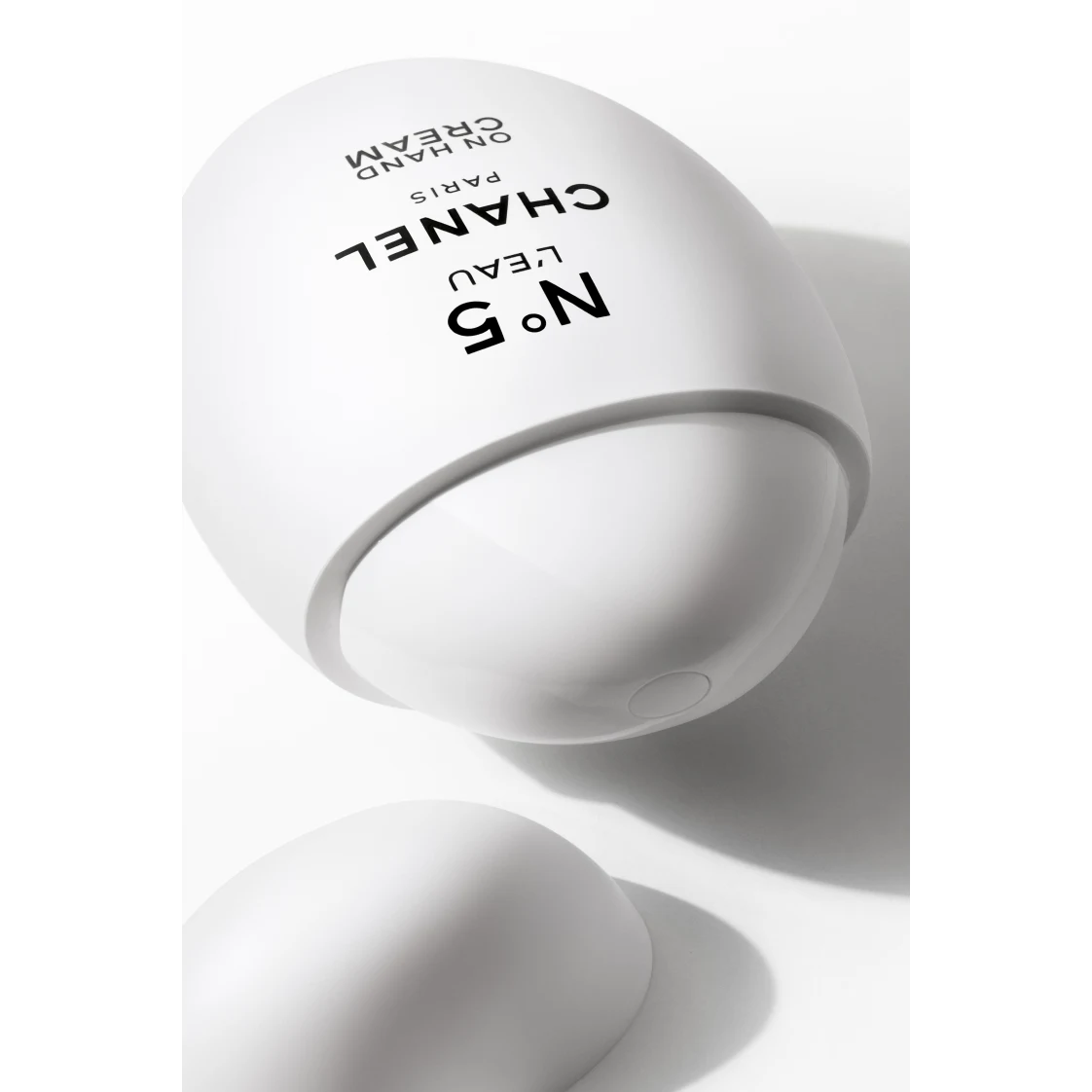 Chanel N°5 L’EAU On Hand Cream