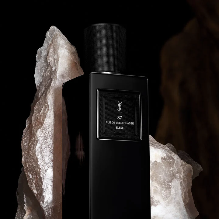 Yves Saint Laurent 37 RUE DE BELLECHASSE – LE VESTIAIRE DES PARFUMS COUTURE EDITION
