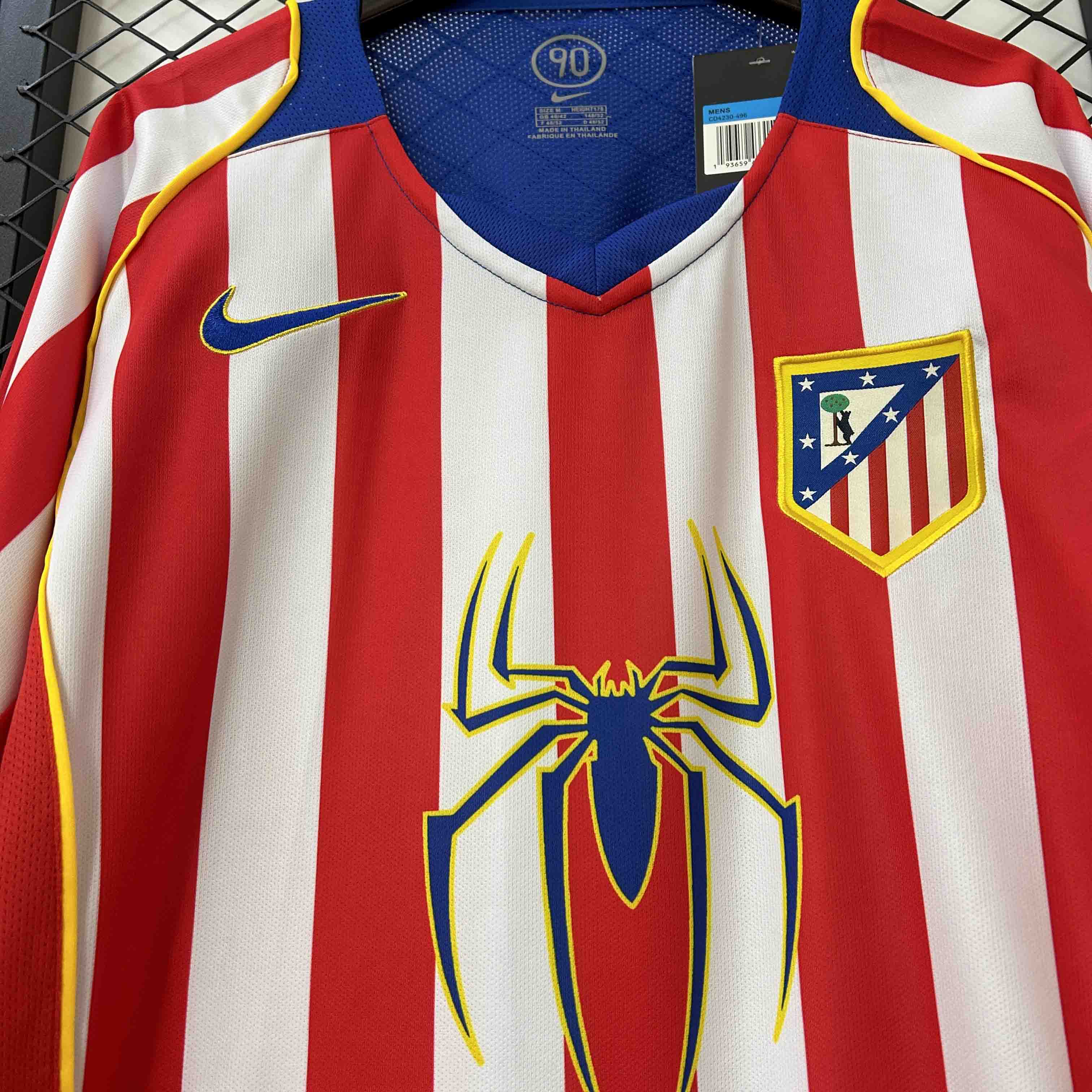 2004/2005 Atletico Madrid Retro Home Long Sleeved Football Shirt