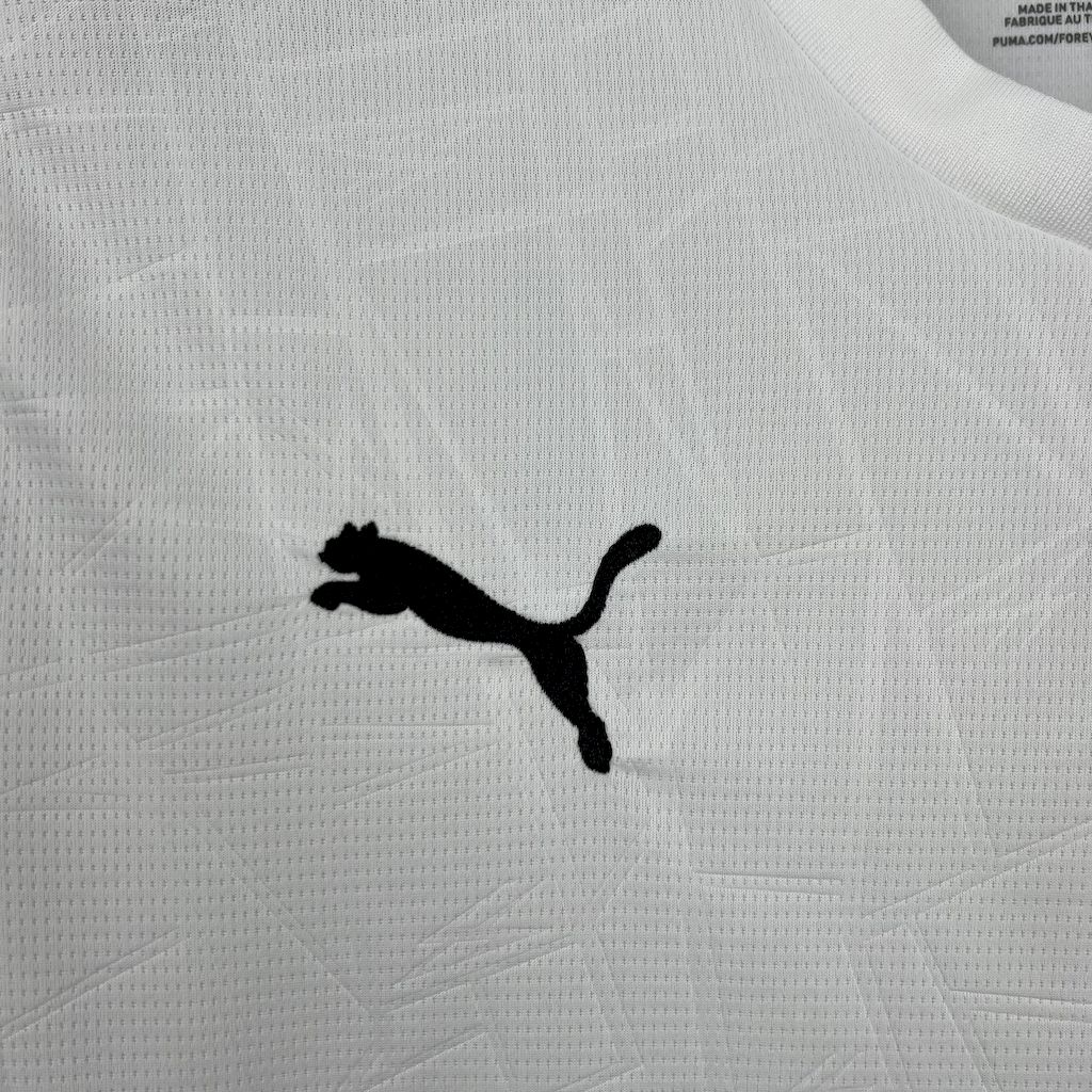 2025/2026 Valencia Home Football Jersey (Fan Edition)