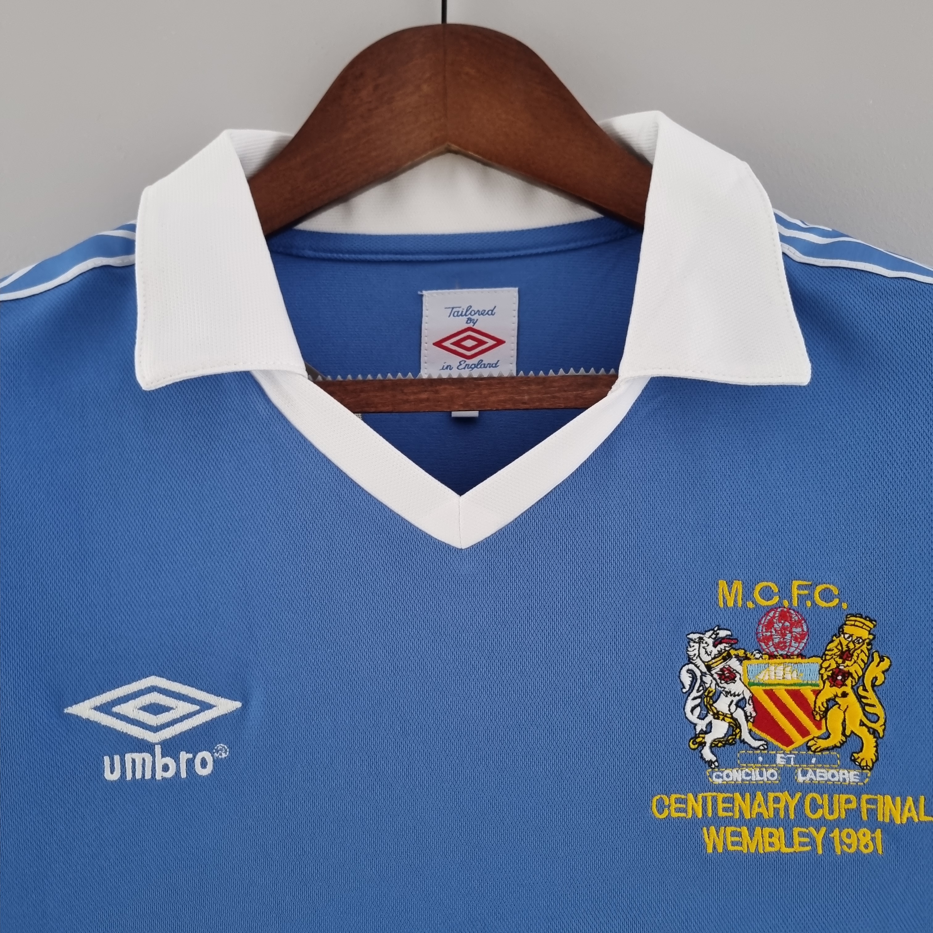 1981/1982 Manchester City Retro Home Football Shirt