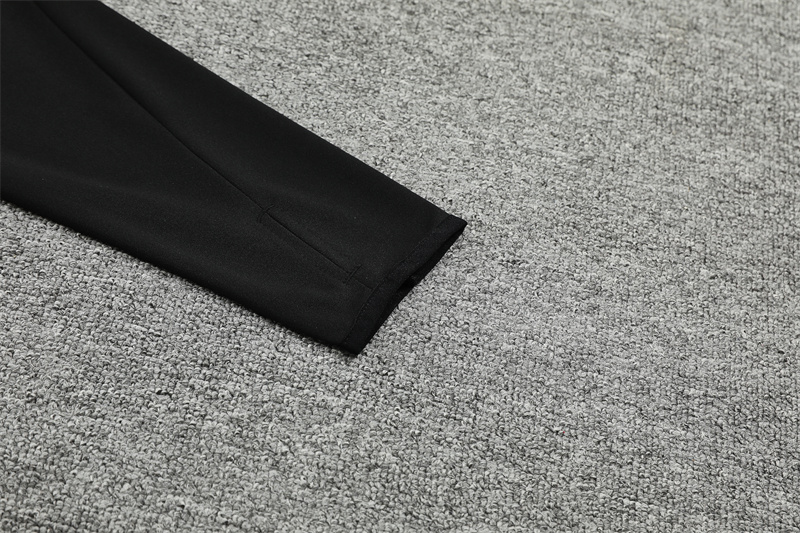 2024/2025 Real Madrid Purple Adult Half Zip Training Kit (Adult Kit)