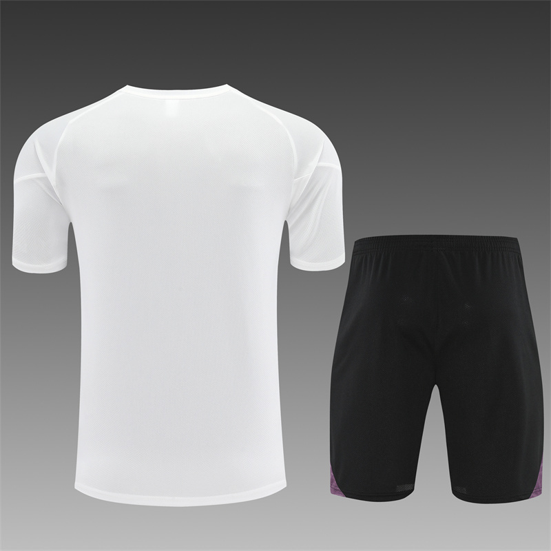 25/26 Manchester United White paired with purple Short Sleeve Training Wear ( Adult kit Kids )