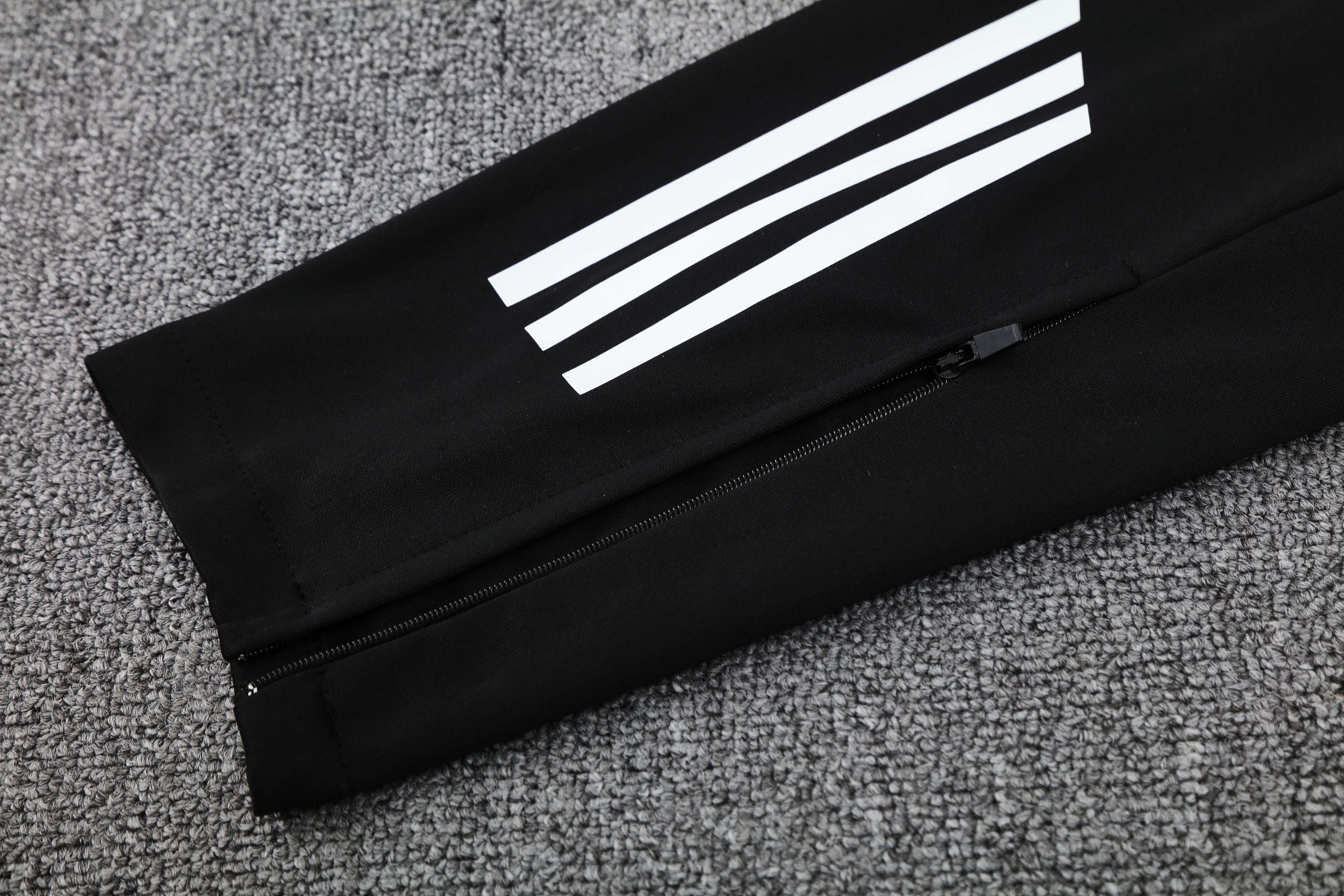 2025/2026 Arsenal Adult Long Sleeve Hood Kit