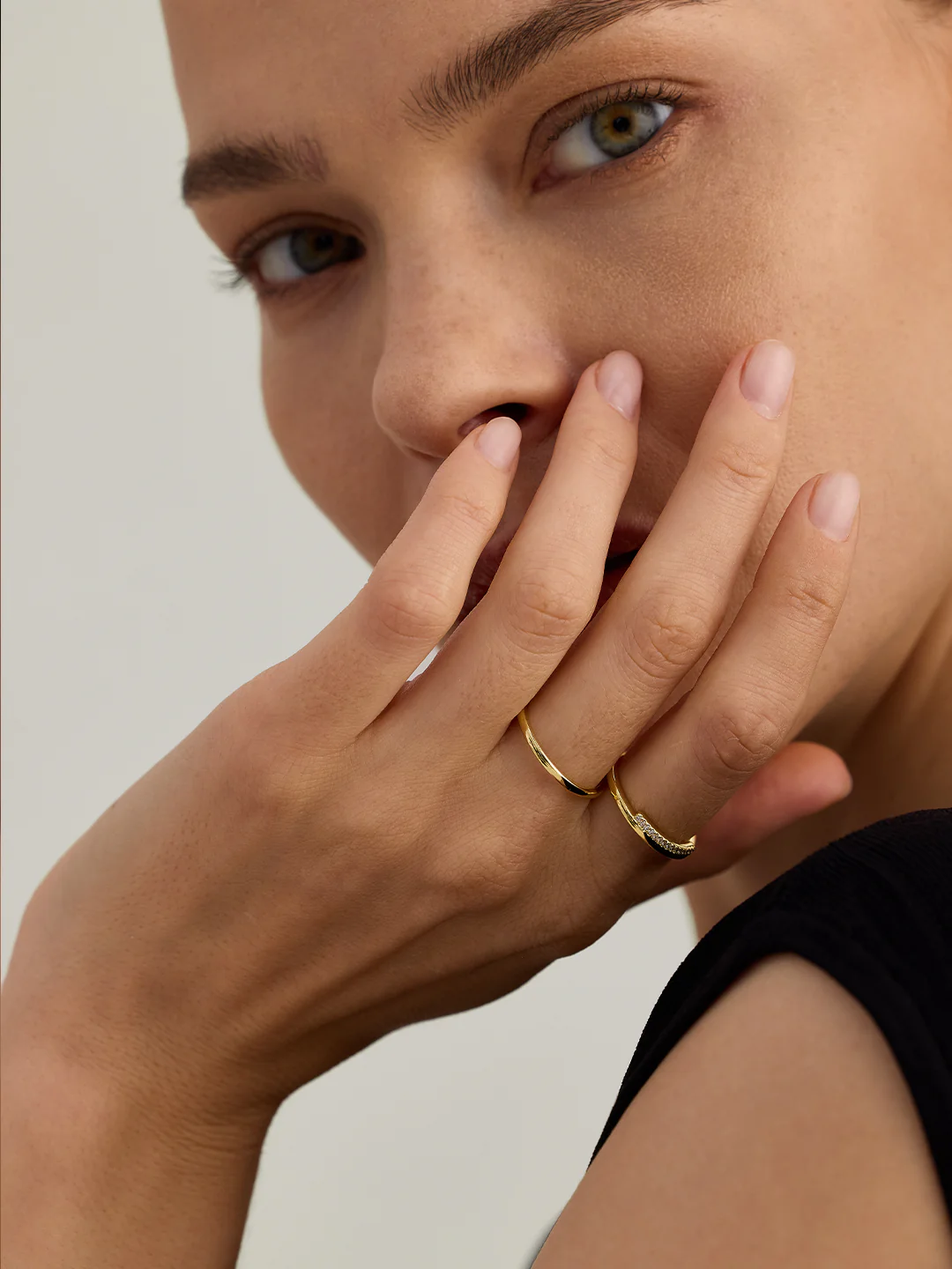 Pave Bar Stacker Ring