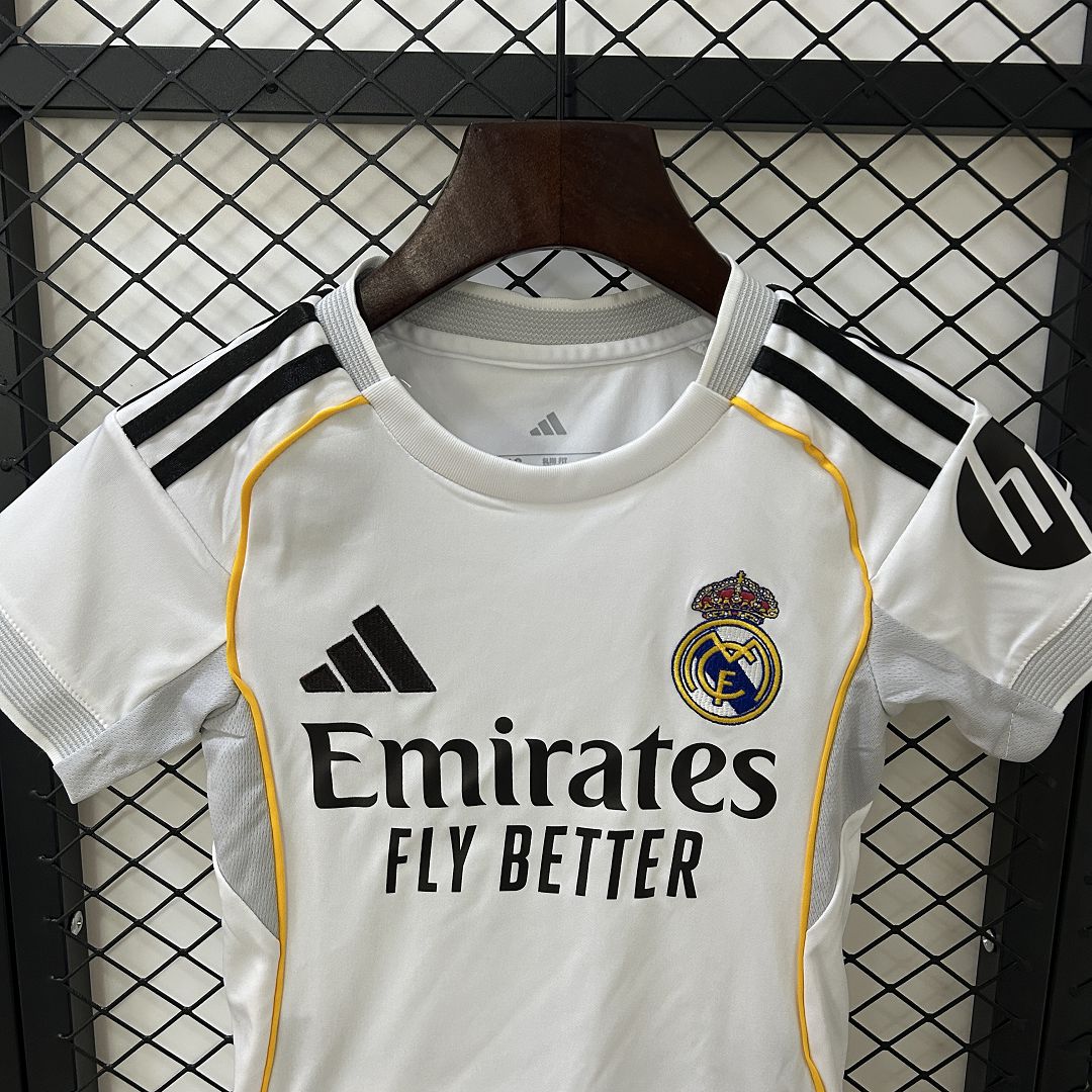 2025/2026 Real Madrid Home Football (Adult Kids Kit socks )