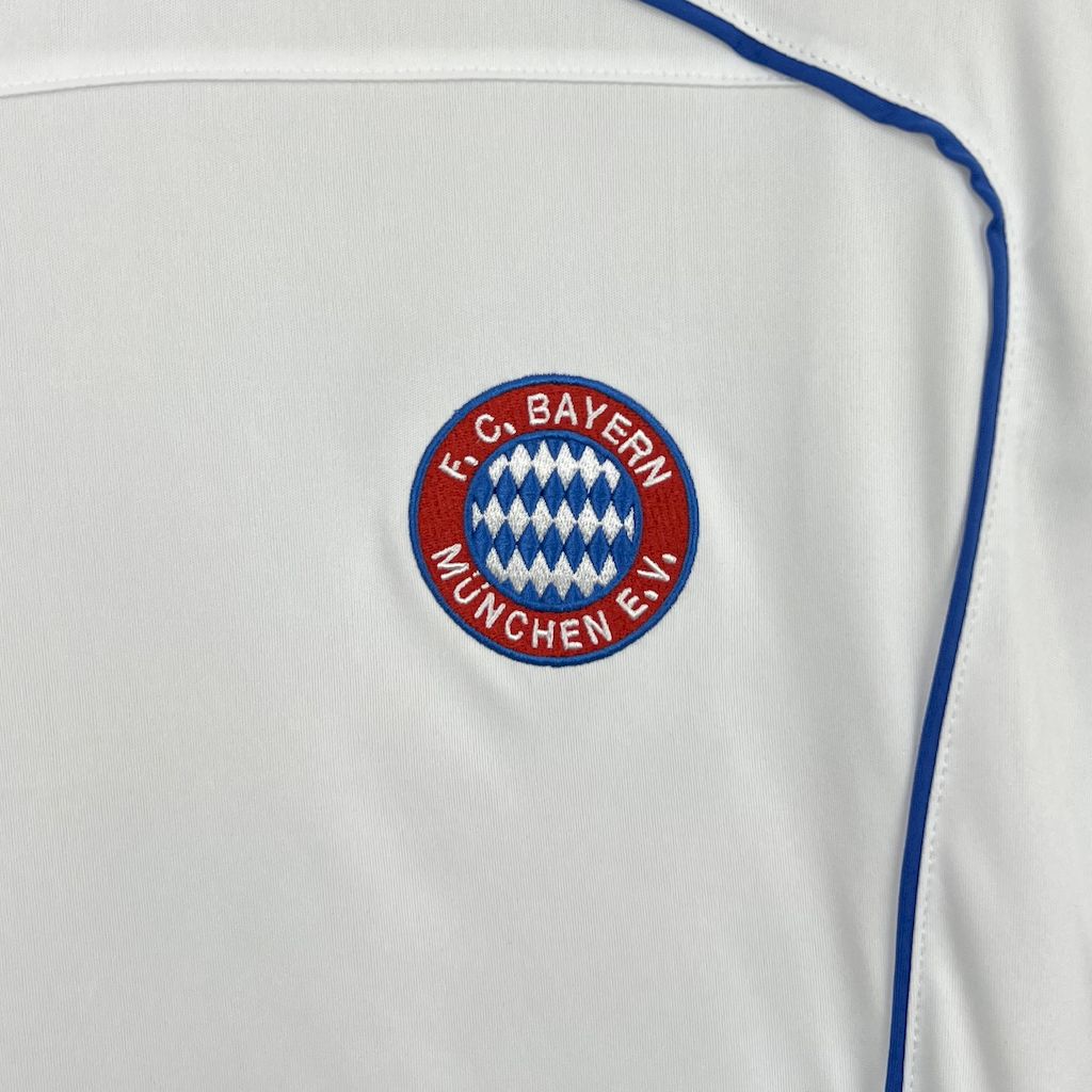 2025/2026 Bayern Munich Casual Football Jersey (Fan Edition)
