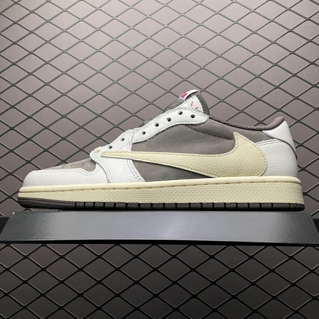 Nike Travis Scott x Air Jordan 1