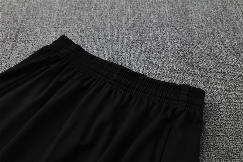 2025/2026 Liverpool Light Gray Adult Half Zip Training Suit (Adult Kit)