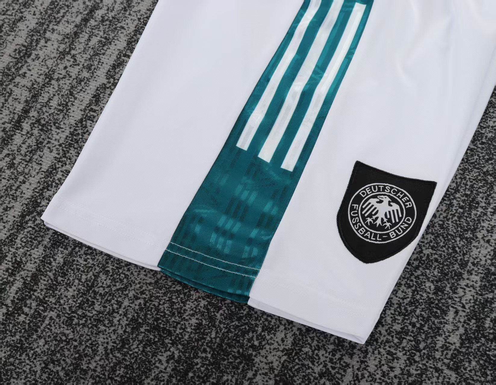 1996 Germany Away Retro Football Shirt ( Kids Kit )