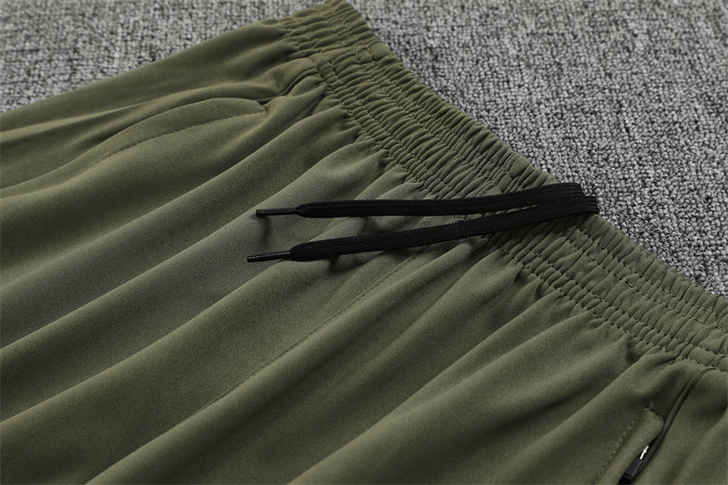 2025/2026 Real Madrid Adult Half Zip Training Kit (Adult Kit)