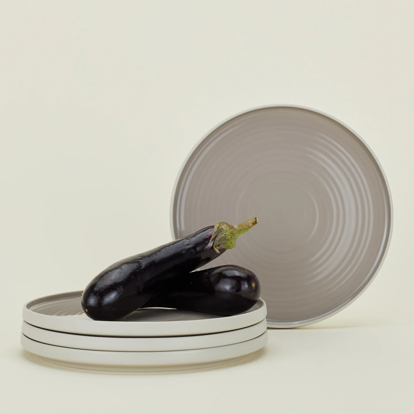 Essential Dinner Plate, Set of 4 - Light Grey