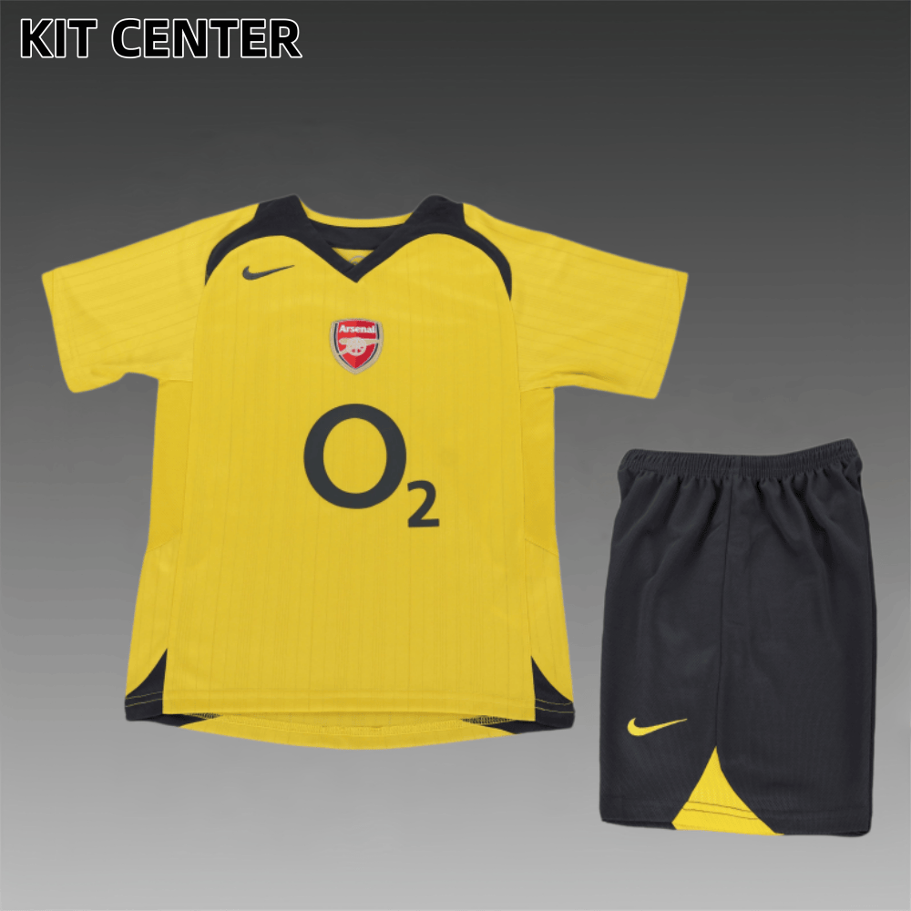 05/06 Arsenal Away Retro Football Shirt (Kids Kit)