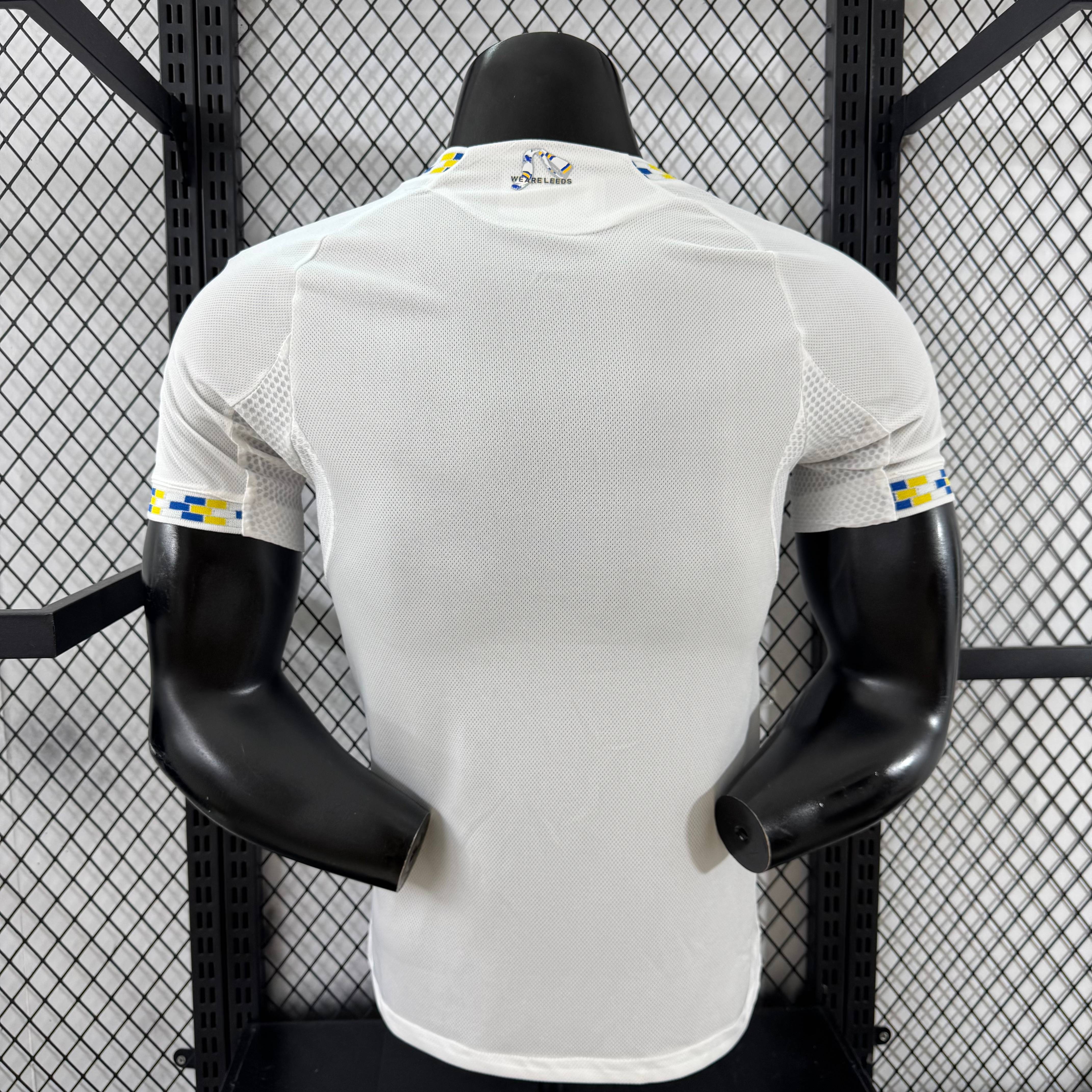2025/2026 Leeds United Home Football Shirt (Player Edition)