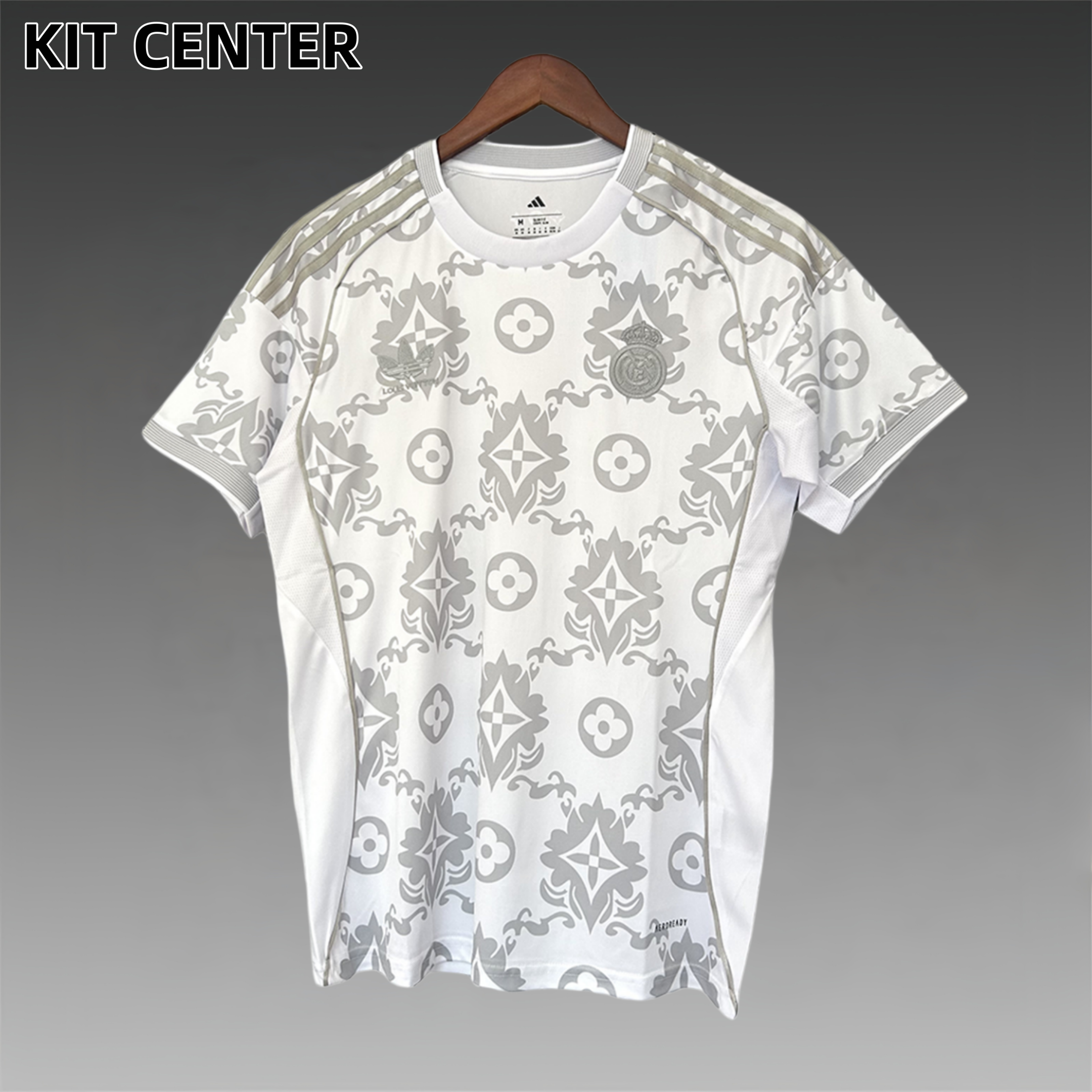 2025/2026 Real Madrid Special Edition Football Shirt （Fan Edition）