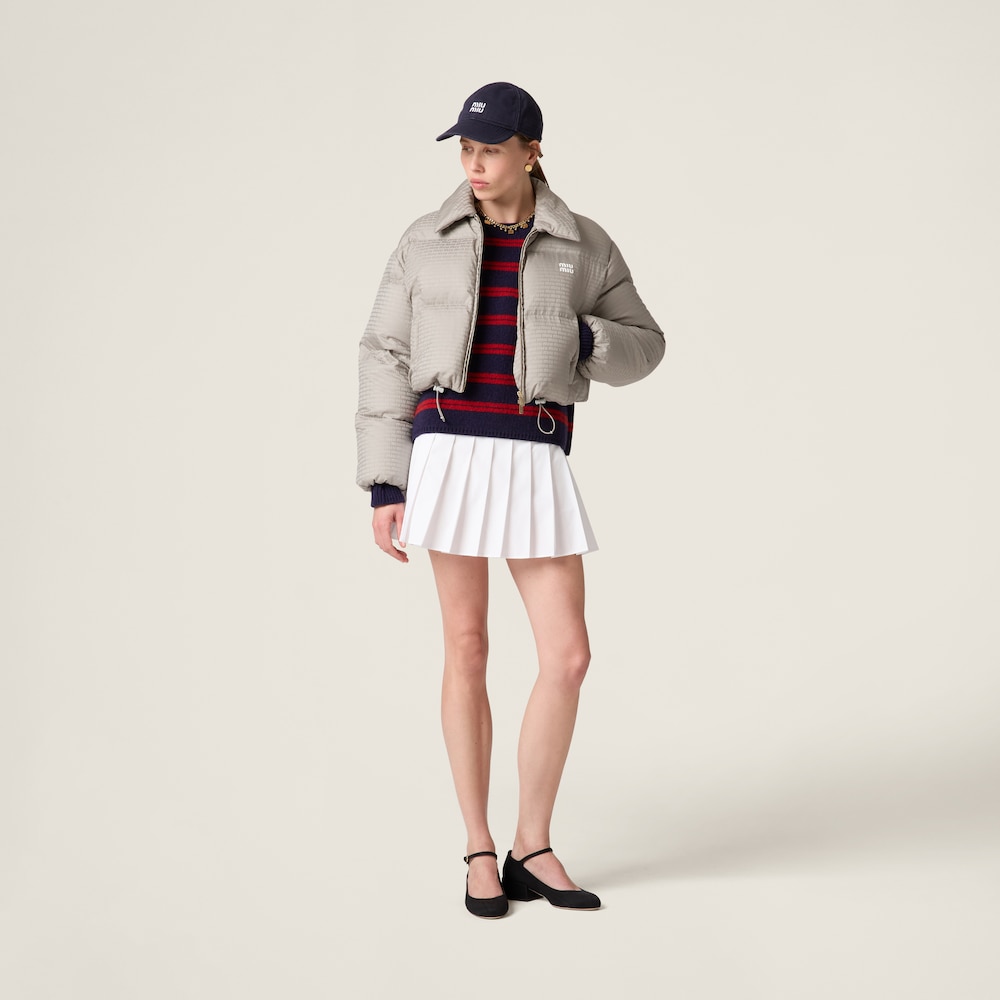 Technical pongé down jacket