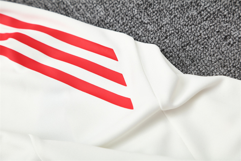 25/26 Liverpool beige Half Zip Training Kit (Adult Kids Kit)