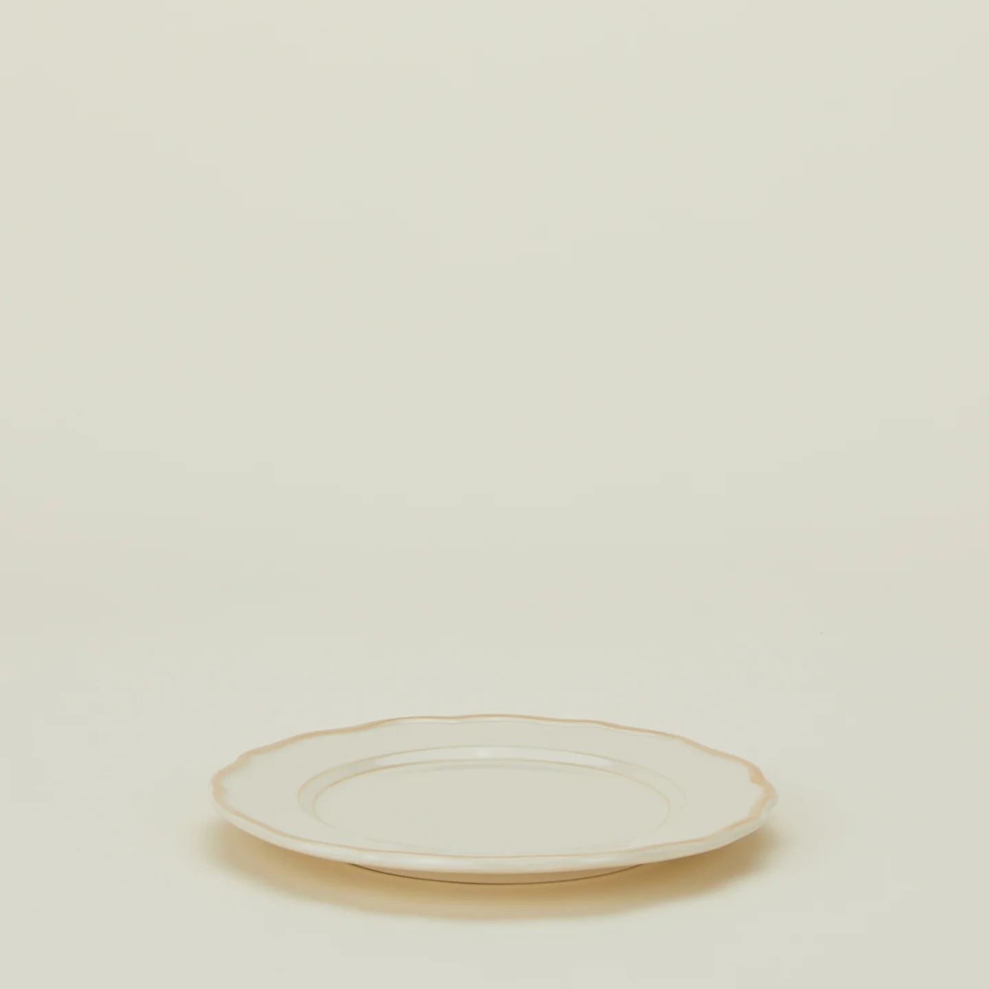 Ogee Edge Salad Plate - Latte