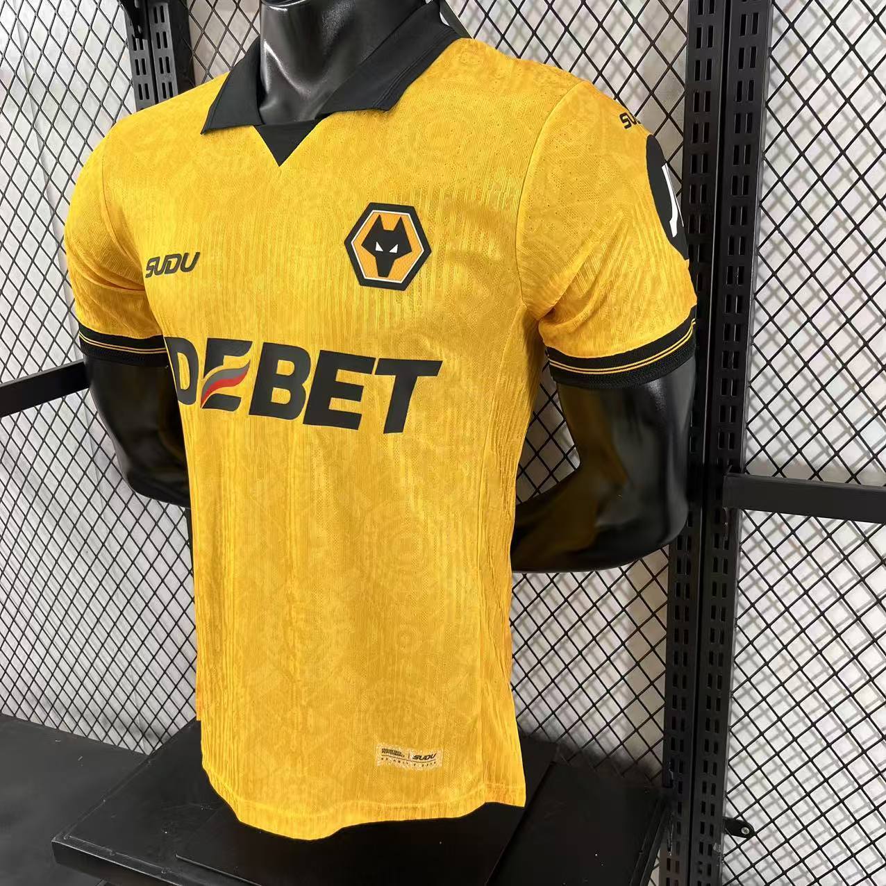 2025/2026 Wolves Home Football Shirt (Player Edition)
