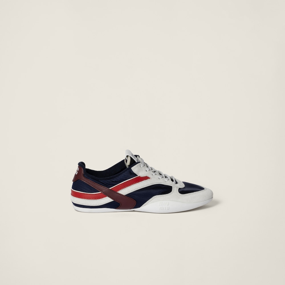Gymnasium technical fabric and suede sneakers