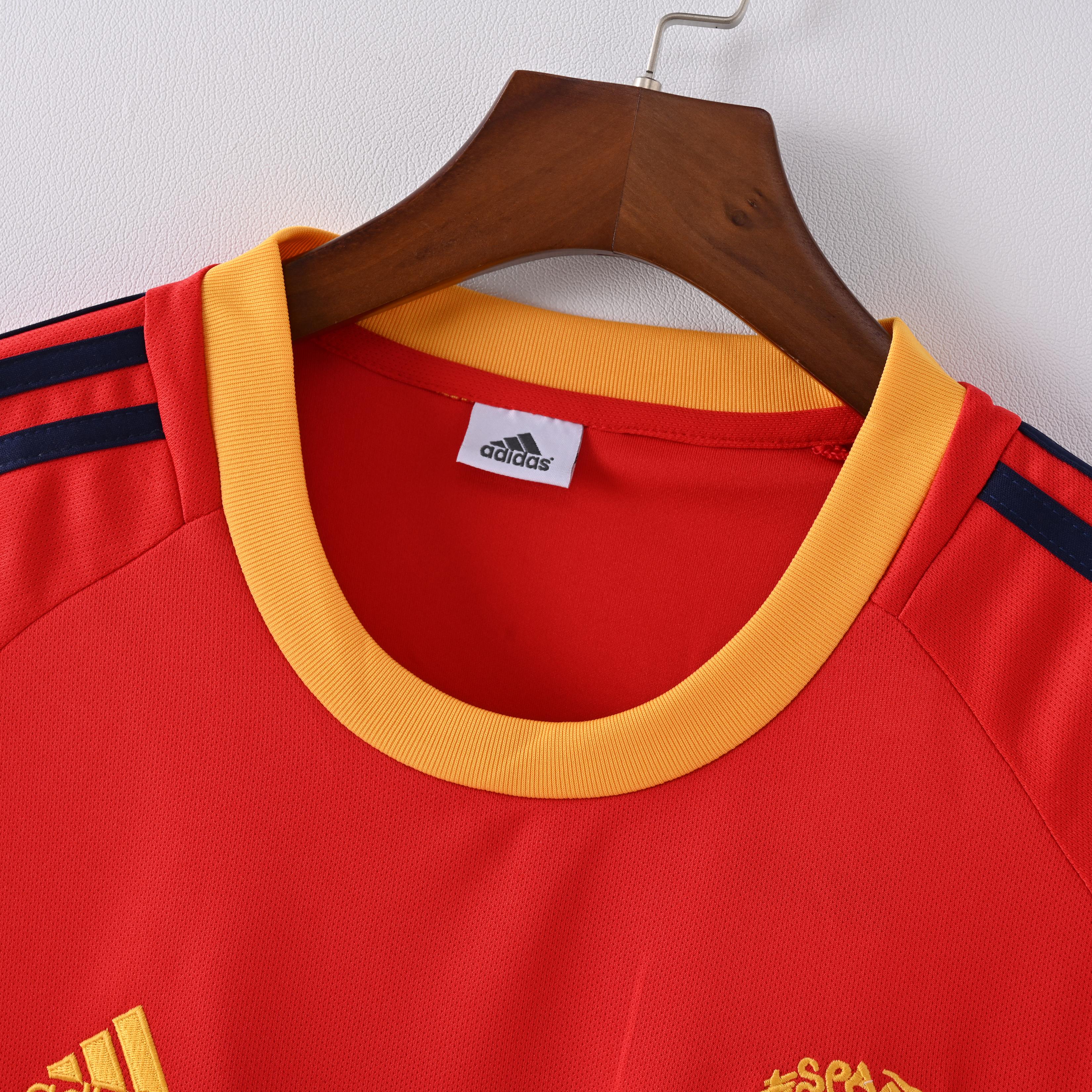 2002 Spain Home Retro Football Shirt