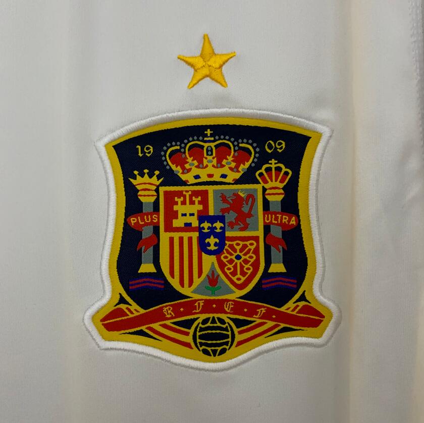 2000 Spain Away Retro Football Shirt