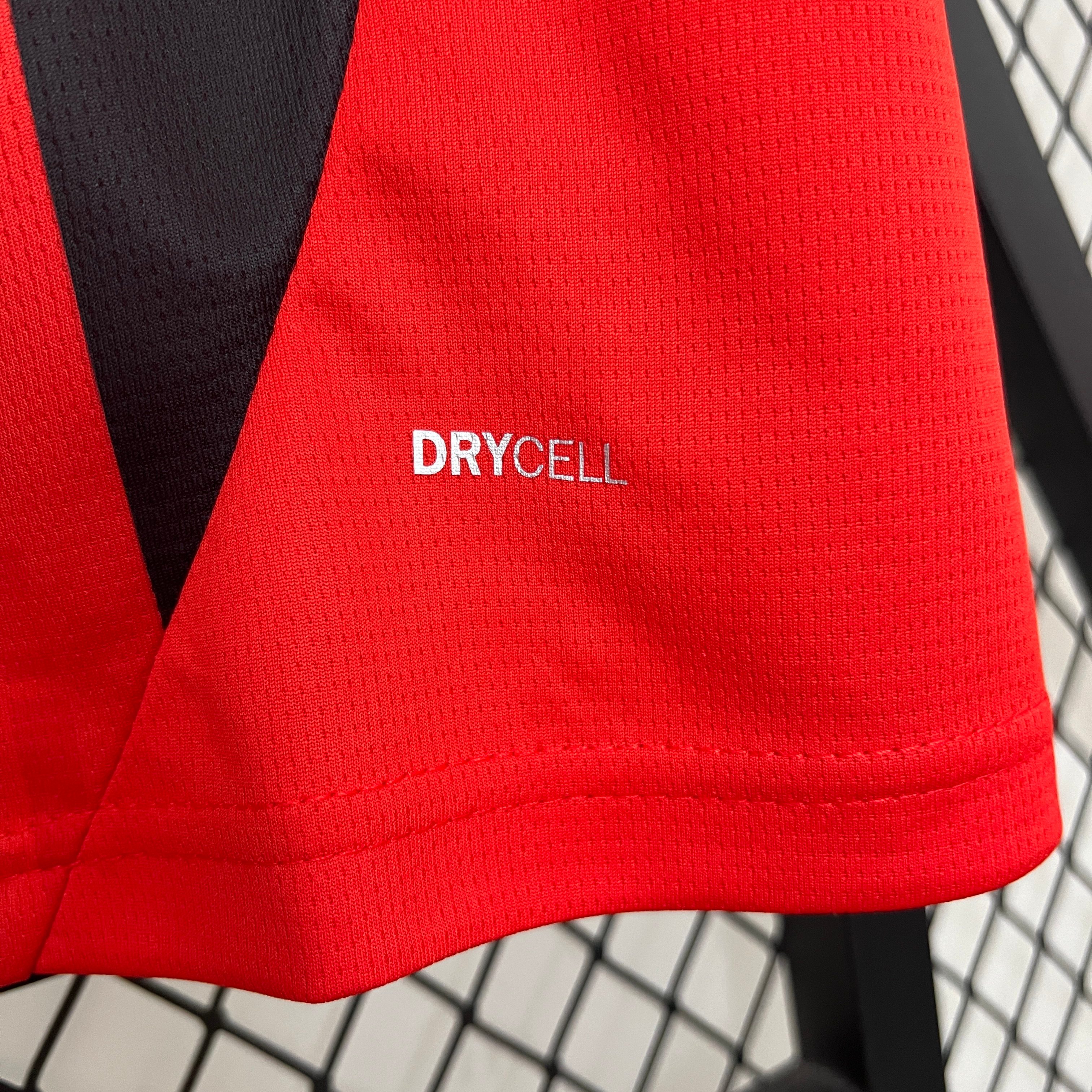 2024/2025 AC Milan Home Football Shirt (Fan Edition)