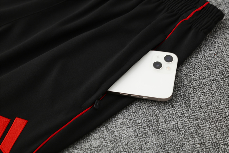 25/26 Manchester United red  Half Zip Training Kit (Adult Kids Kit)