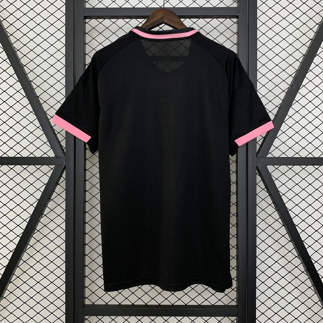 2025/2026 Real Madrid Special Edition Football Shirt （Fan Edition）