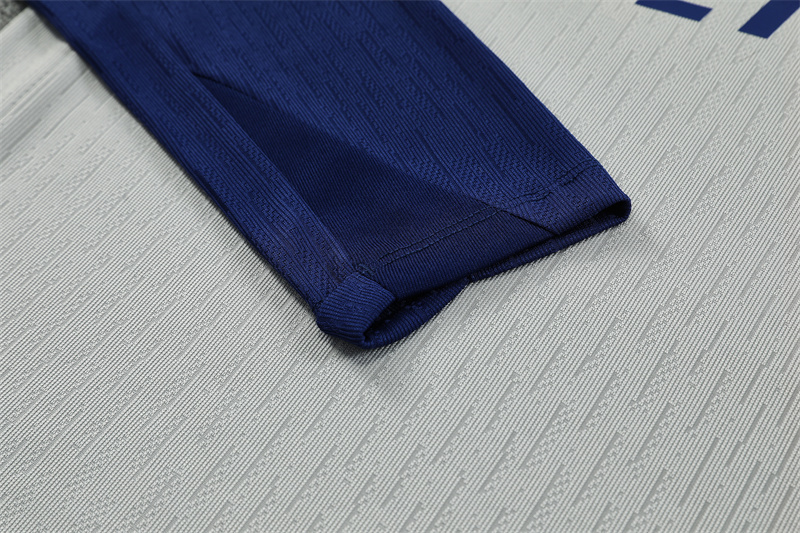 2025/2026 Tottenham Kids Half Zip Training Clothes (Kids Kit)