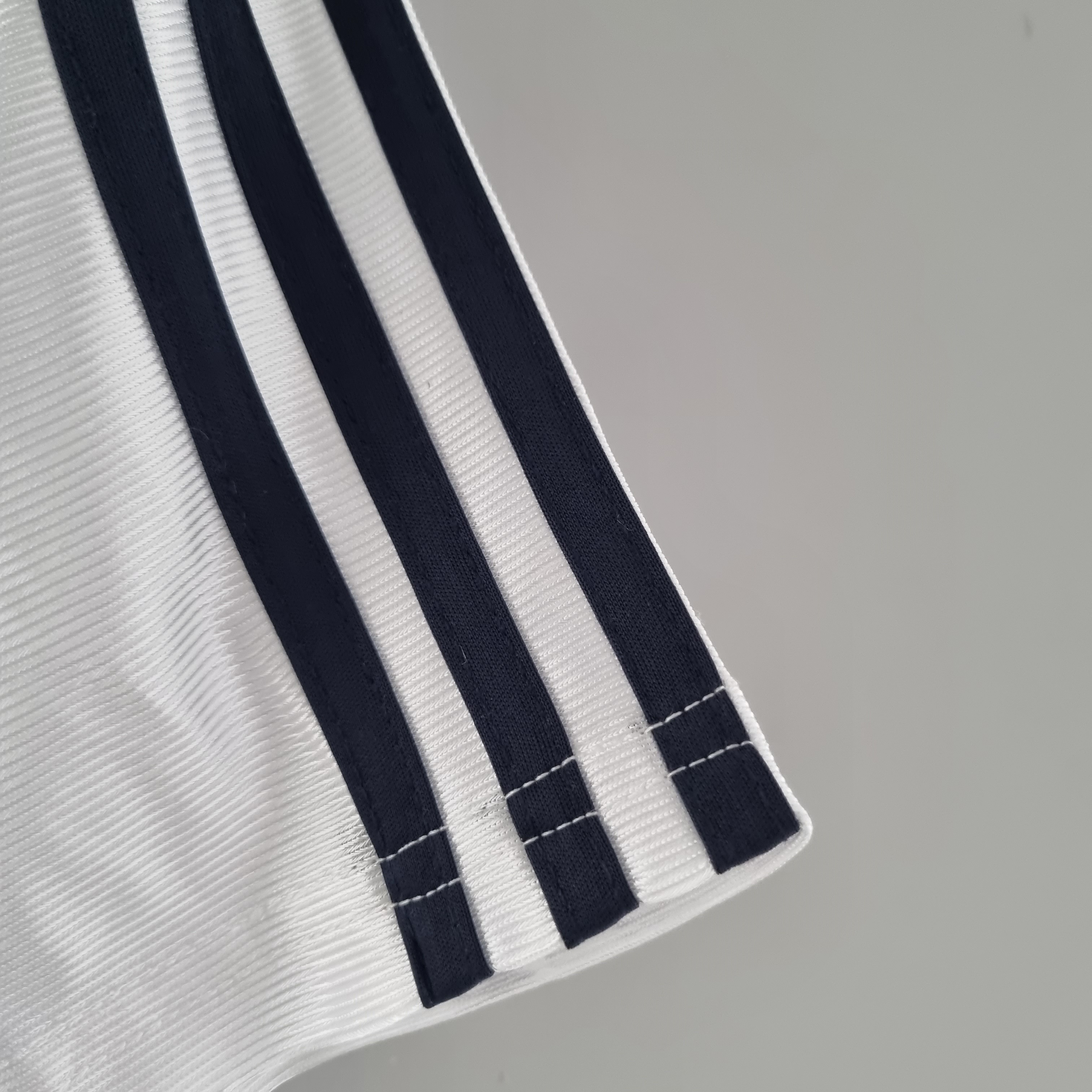 1998/2000 Real Madrid Home Retro Football Shirt