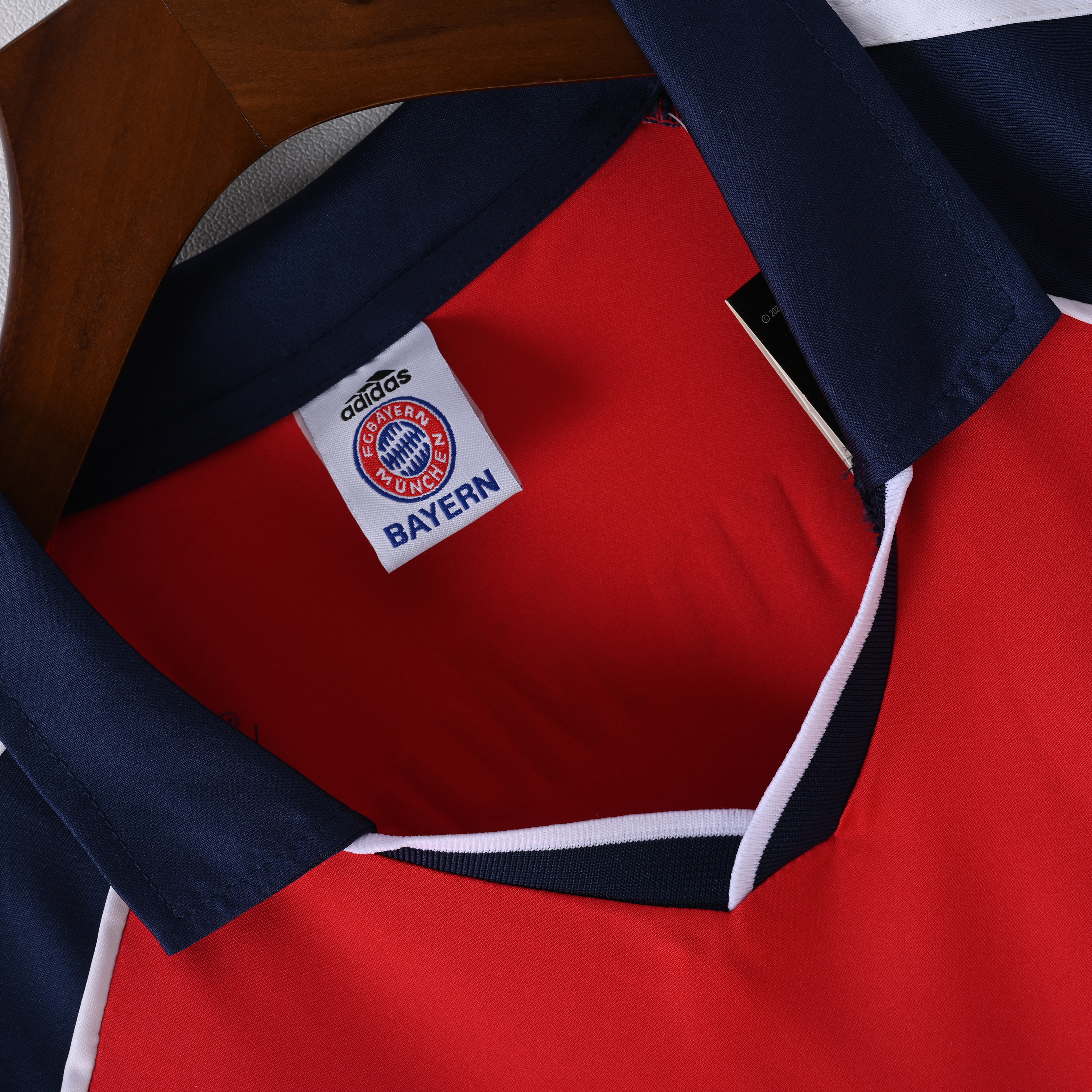 2000/2001 Bayern Munich Home Retro Football Shirt