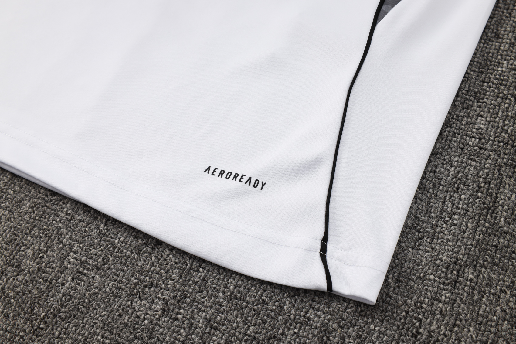 2024/2025 Real Madrid white adult vest training suit (Adult Kit)