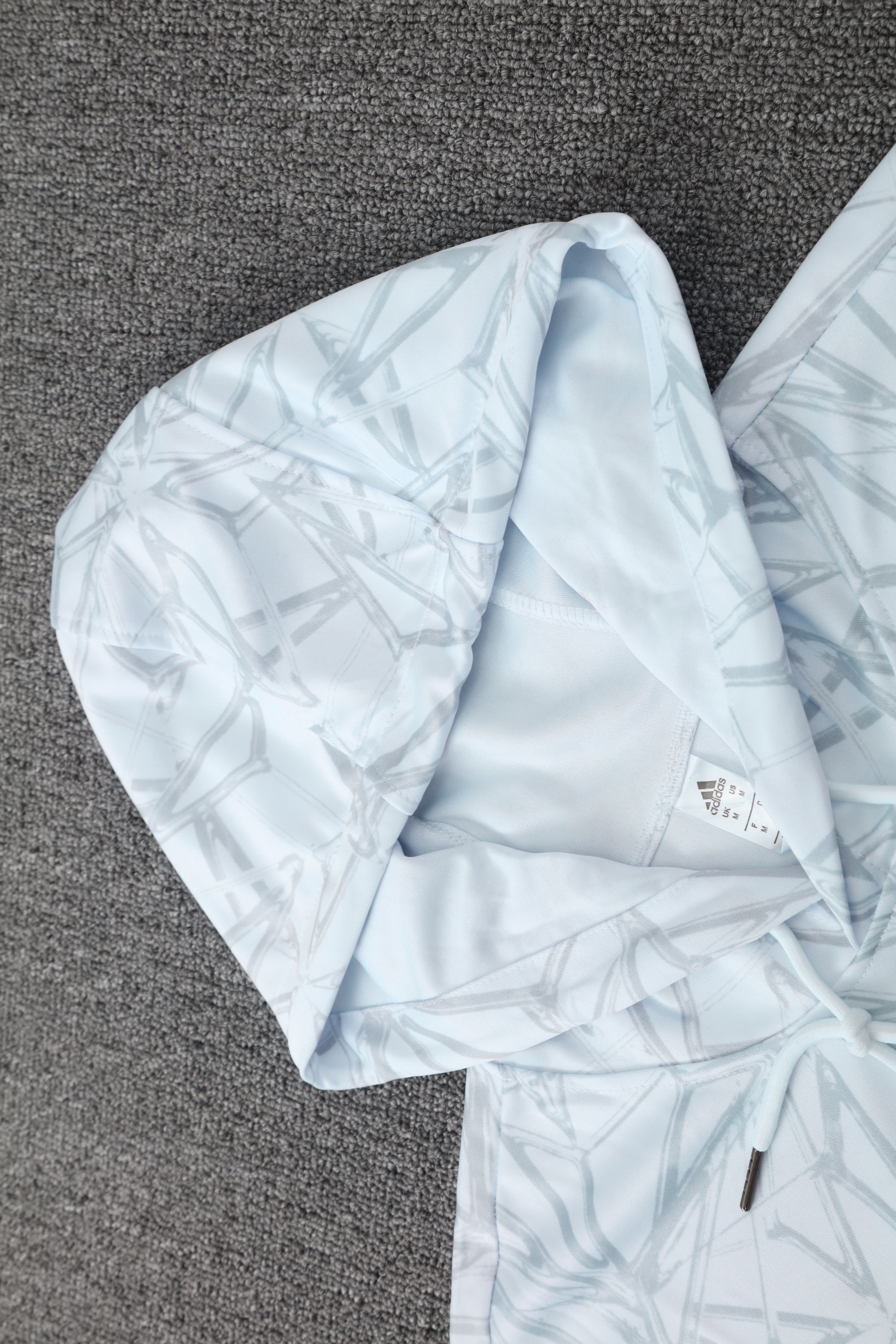 2025/2026 Real Madrid Adult Long Sleeve Hood Kit