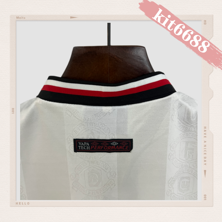 97/98 Manchester United Away Retro Football Soccer Kids Kit