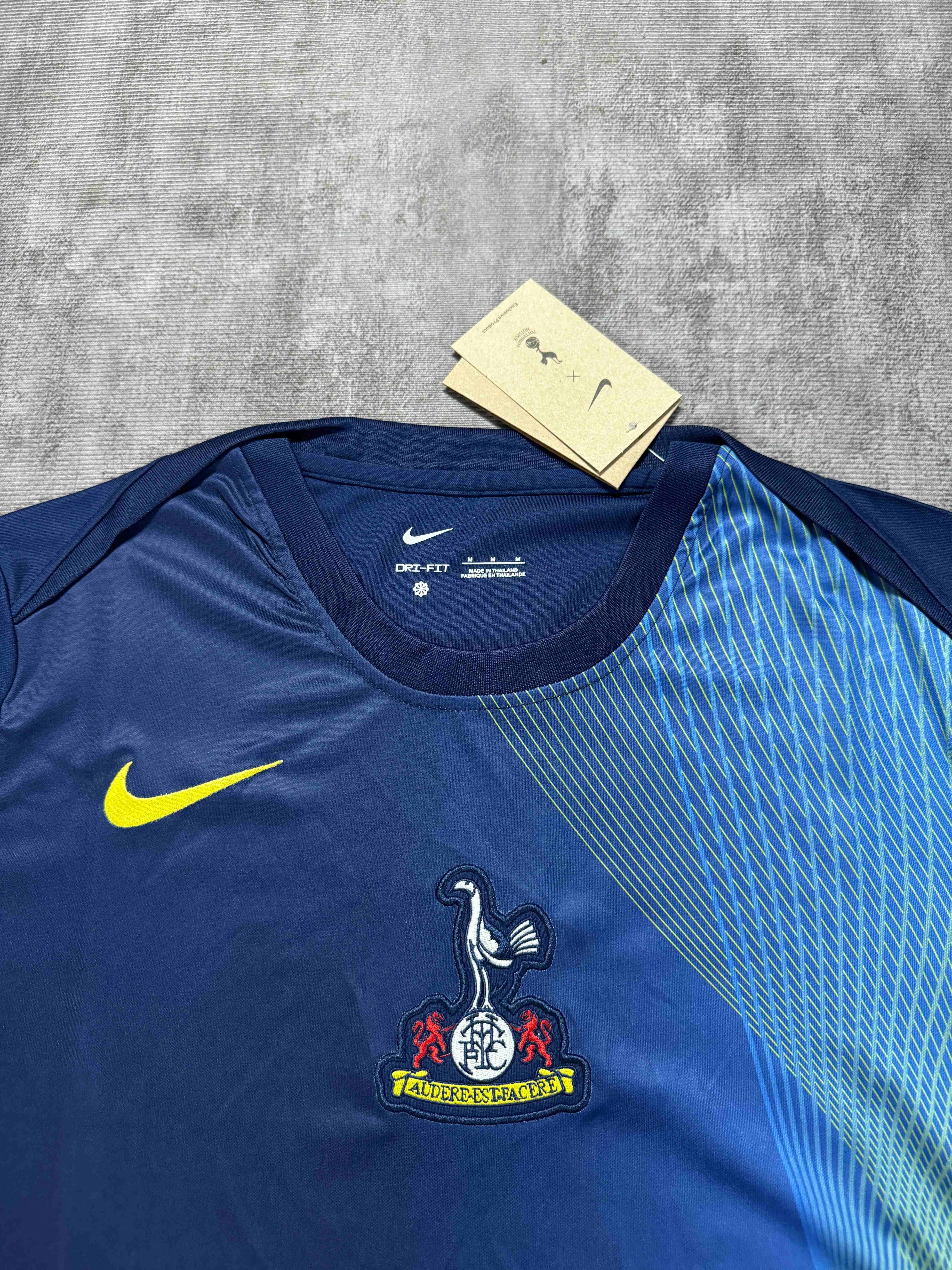 2025/2026 Tottenham Hotspur Pre-match Training Football Shirt (Fan Edition)