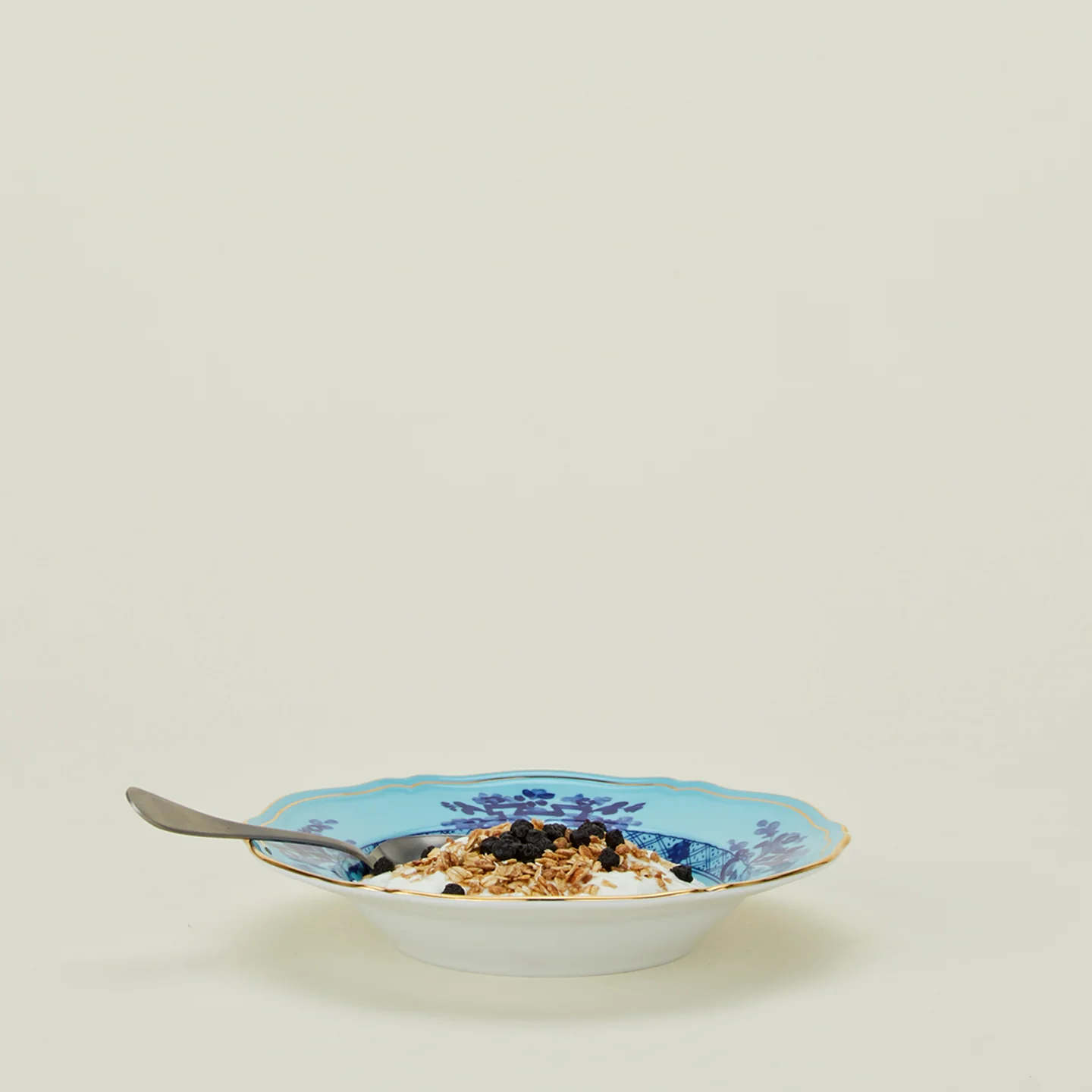 Oriente Italiano Soup Plate - Iris